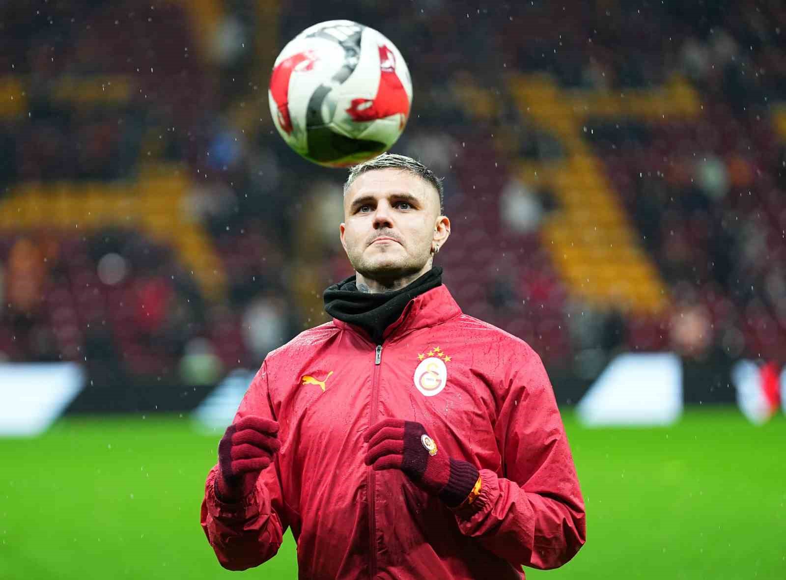 Trendyol Süper Lig: Galatasaray: 1 - Kayserispor: 0 (Maç devam ediyor)
