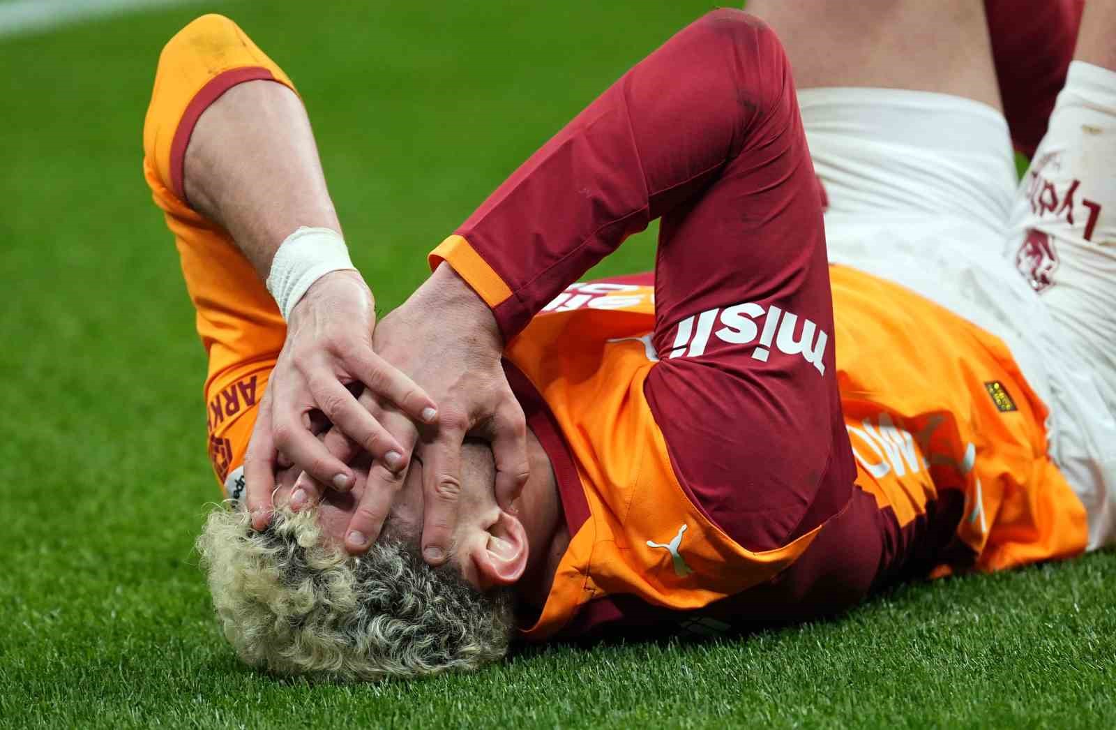 Trendyol Süper Lig: Galatasaray: 1 - Kocaelispor: 1 (Maç sonucu)
Trendyol Süper Lig: Galatasaray: 1 - Kocaelispor: 1 (Maç sonucu)