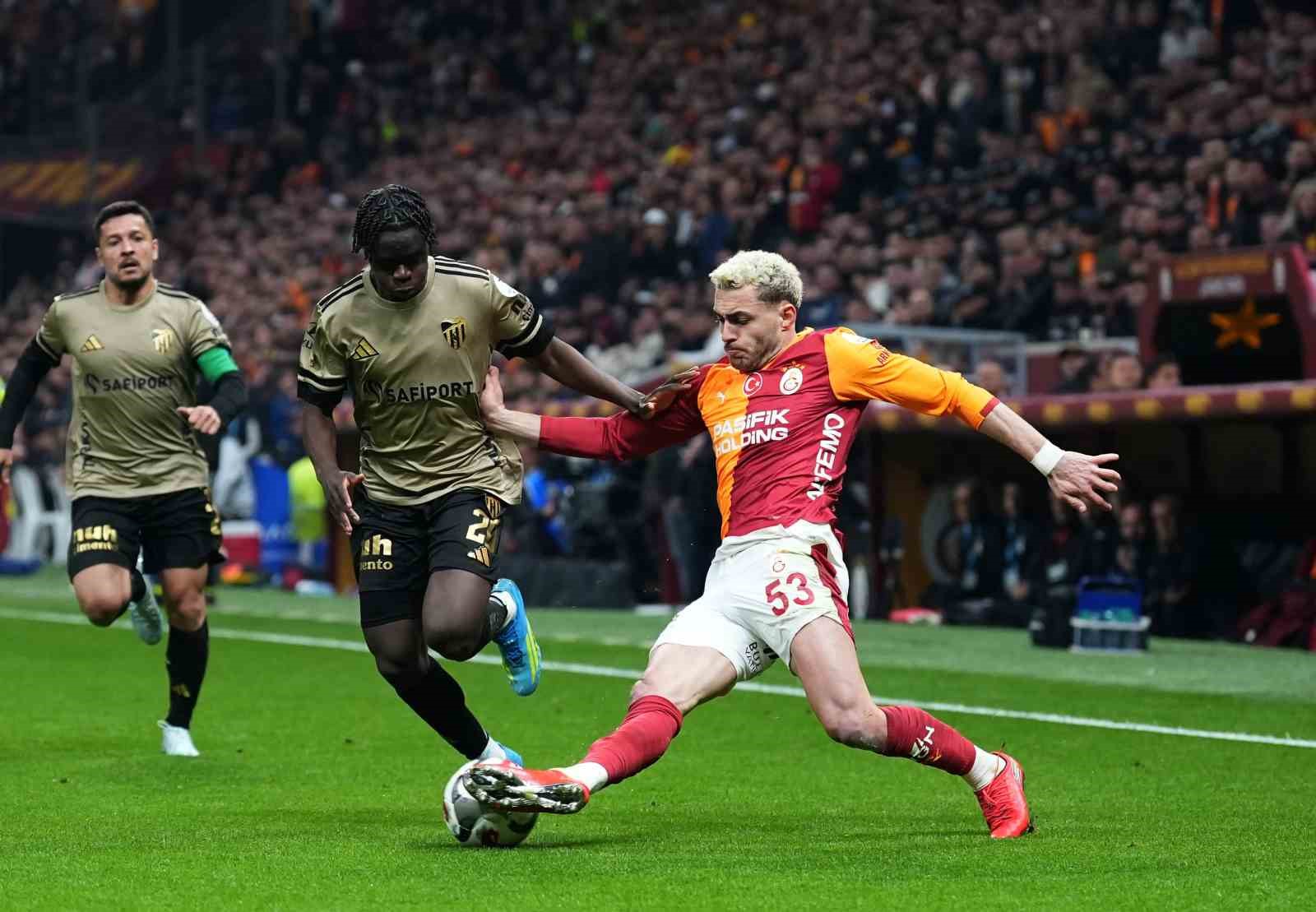 Trendyol Süper Lig: Galatasaray: 1 - Kocaelispor: 1 (Maç sonucu)
Trendyol Süper Lig: Galatasaray: 1 - Kocaelispor: 1 (Maç sonucu)