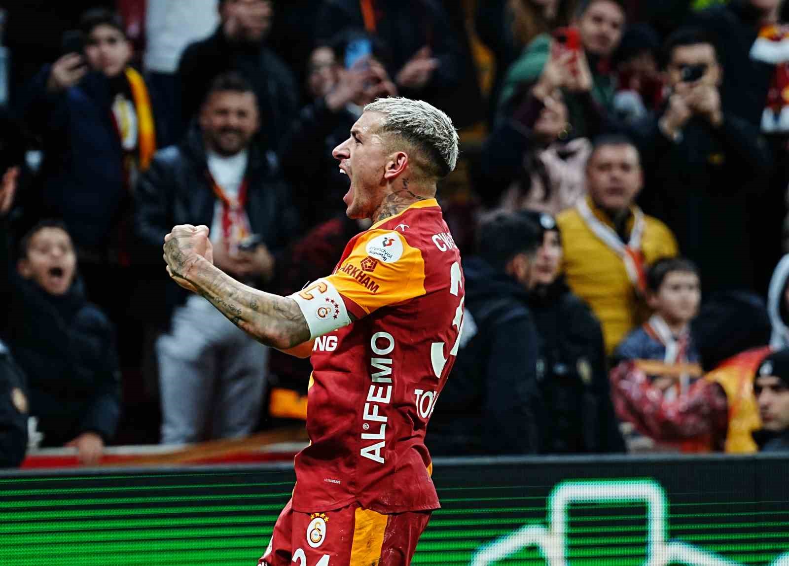 Trendyol Süper Lig: Galatasaray: 3 - Corendon Alanyaspor: 1 (Maç sonucu)
Trendyol Süper Lig: Galatasaray: 3 - Corendon Alanyaspor: 1 (Maç sonucu)