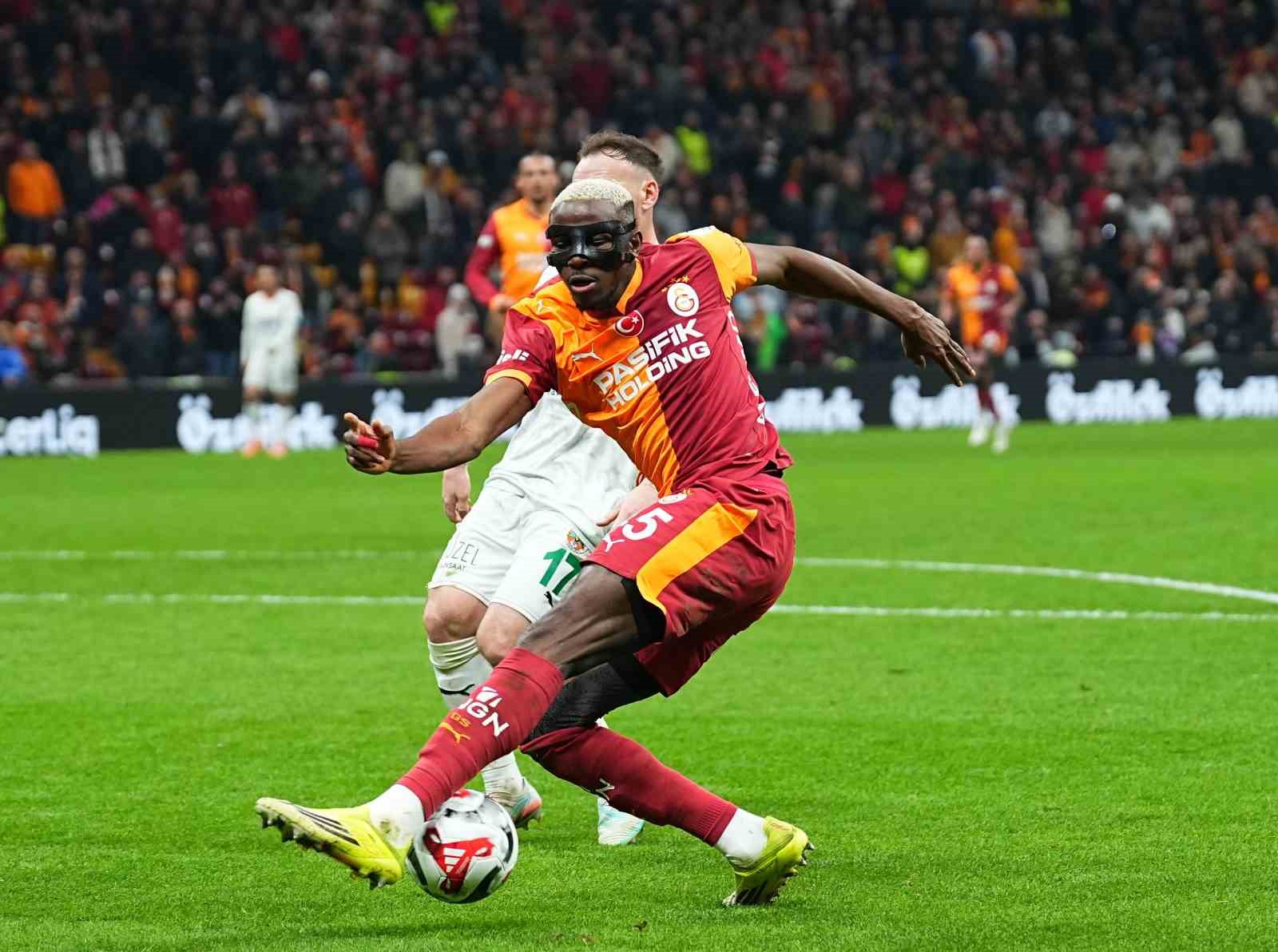 Trendyol Süper Lig: Galatasaray: 3 - Corendon Alanyaspor: 1 (Maç sonucu)
Trendyol Süper Lig: Galatasaray: 3 - Corendon Alanyaspor: 1 (Maç sonucu)