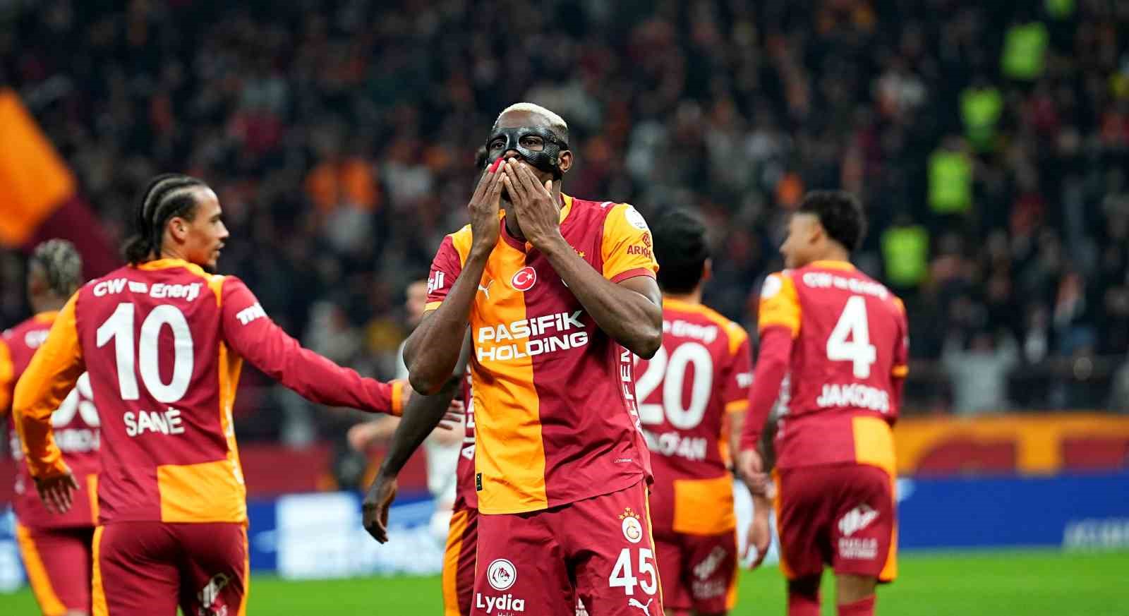 Trendyol Süper Lig: Galatasaray: 3 - Corendon Alanyaspor: 1 (Maç sonucu)
Trendyol Süper Lig: Galatasaray: 3 - Corendon Alanyaspor: 1 (Maç sonucu)