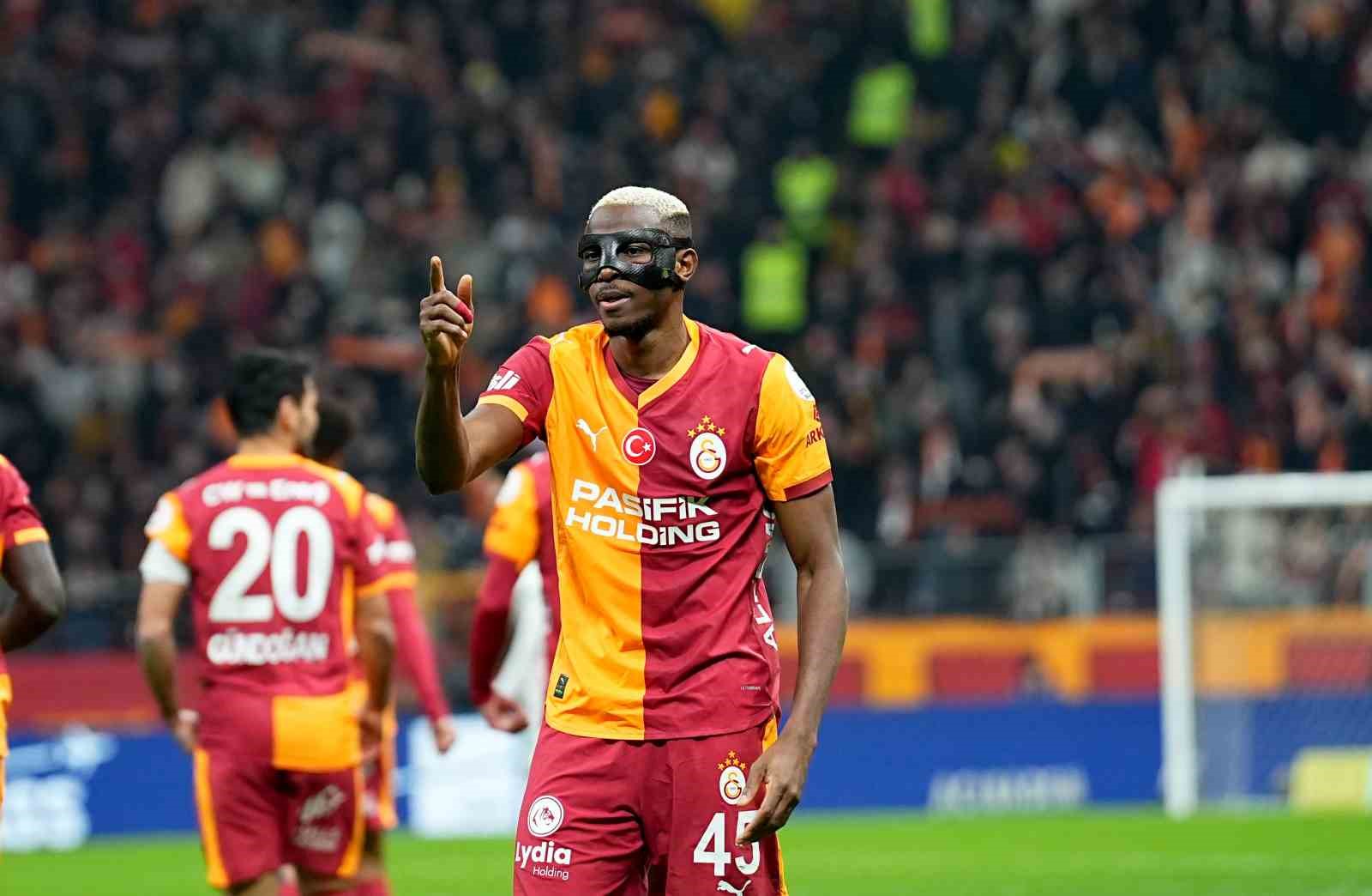 Trendyol Süper Lig: Galatasaray: 3 - Corendon Alanyaspor: 1 (Maç sonucu)
Trendyol Süper Lig: Galatasaray: 3 - Corendon Alanyaspor: 1 (Maç sonucu)