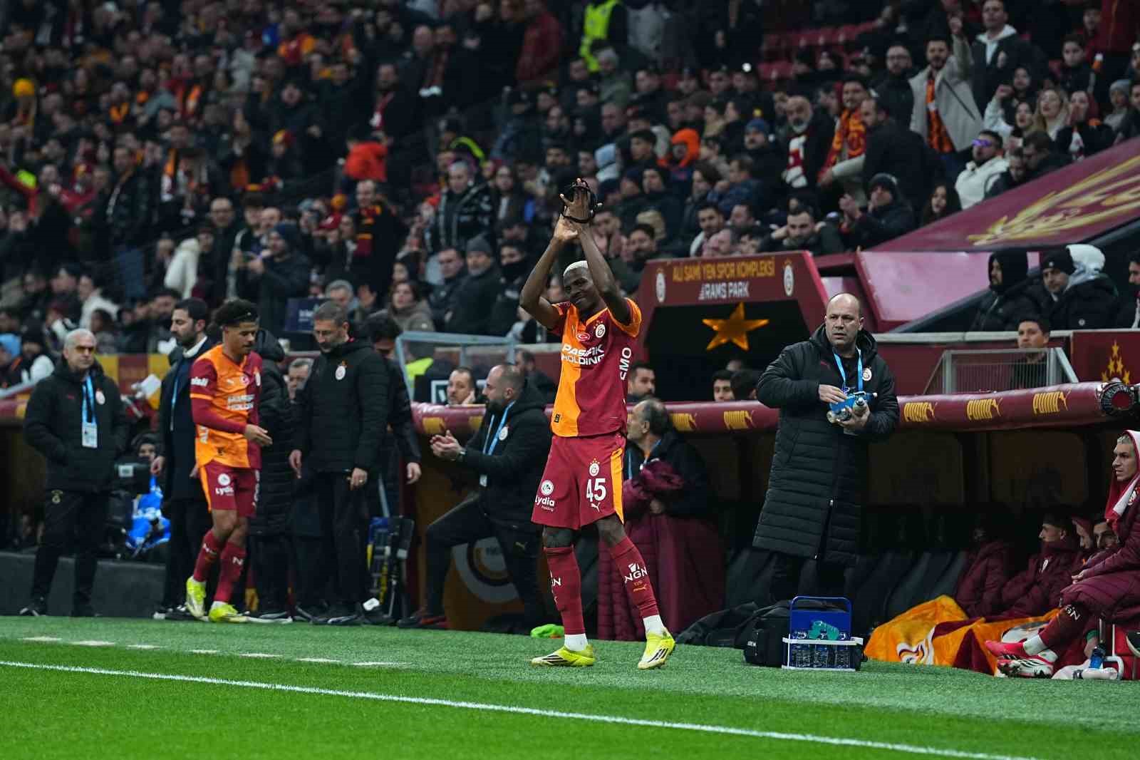 Trendyol Süper Lig: Galatasaray: 3 - Corendon Alanyaspor: 1 (Maç sonucu)
Trendyol Süper Lig: Galatasaray: 3 - Corendon Alanyaspor: 1 (Maç sonucu)