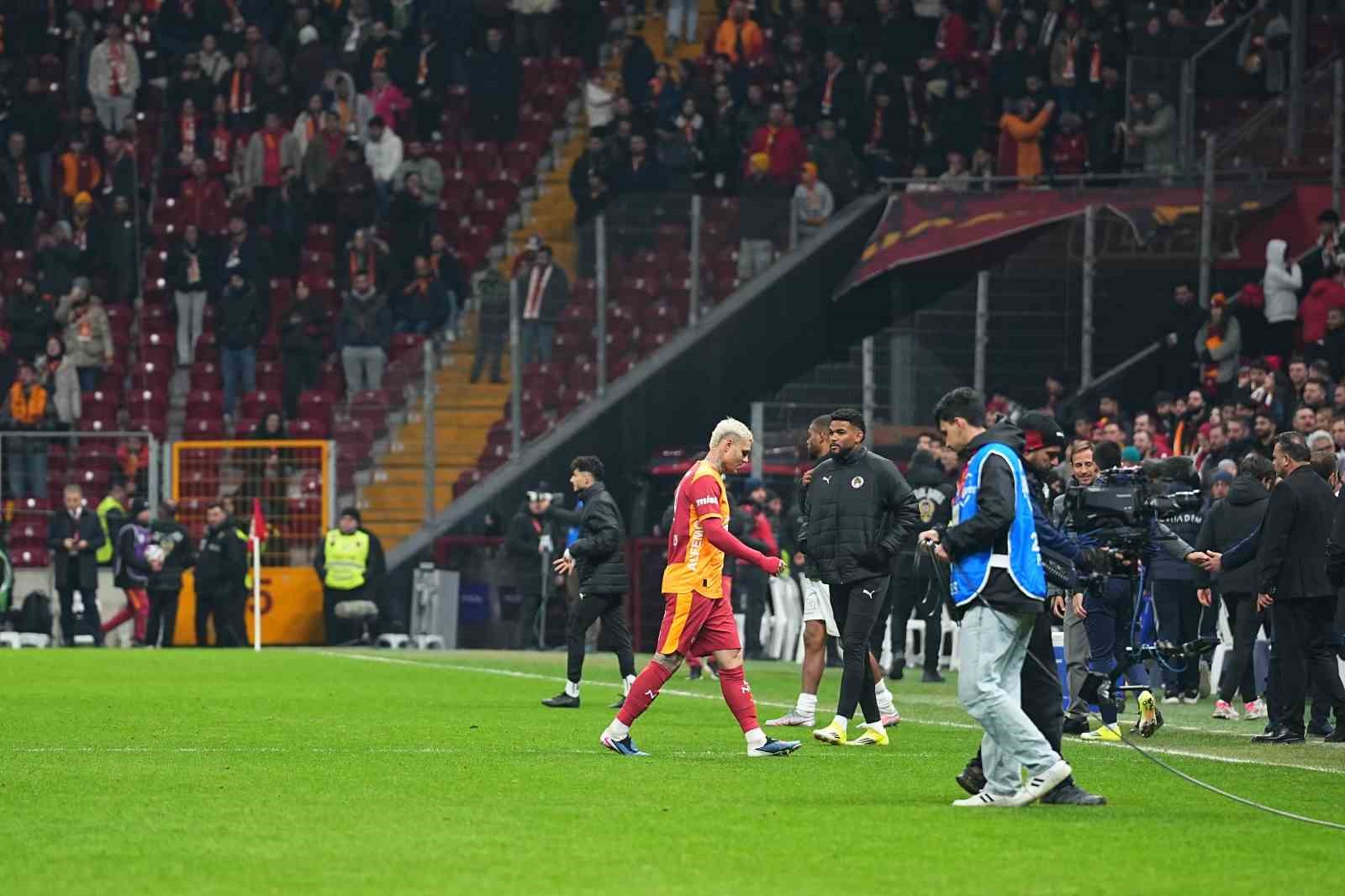 Trendyol Süper Lig: Galatasaray: 3 - Corendon Alanyaspor: 1 (Maç sonucu)
Trendyol Süper Lig: Galatasaray: 3 - Corendon Alanyaspor: 1 (Maç sonucu)