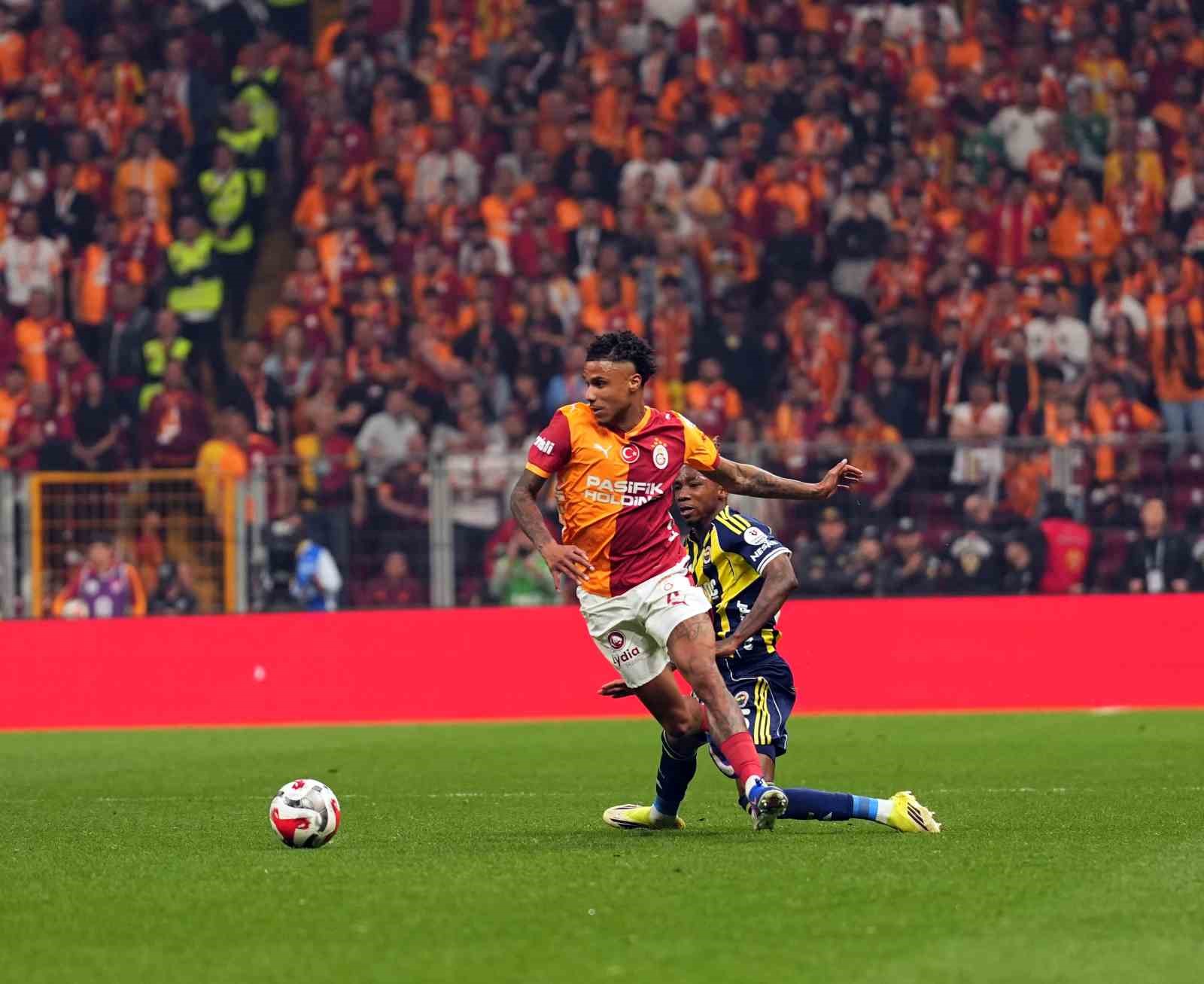 Trendyol Süper Lig: Galatasaray: 3 - Fenerbahçe: 0 (Maç sonucu)
