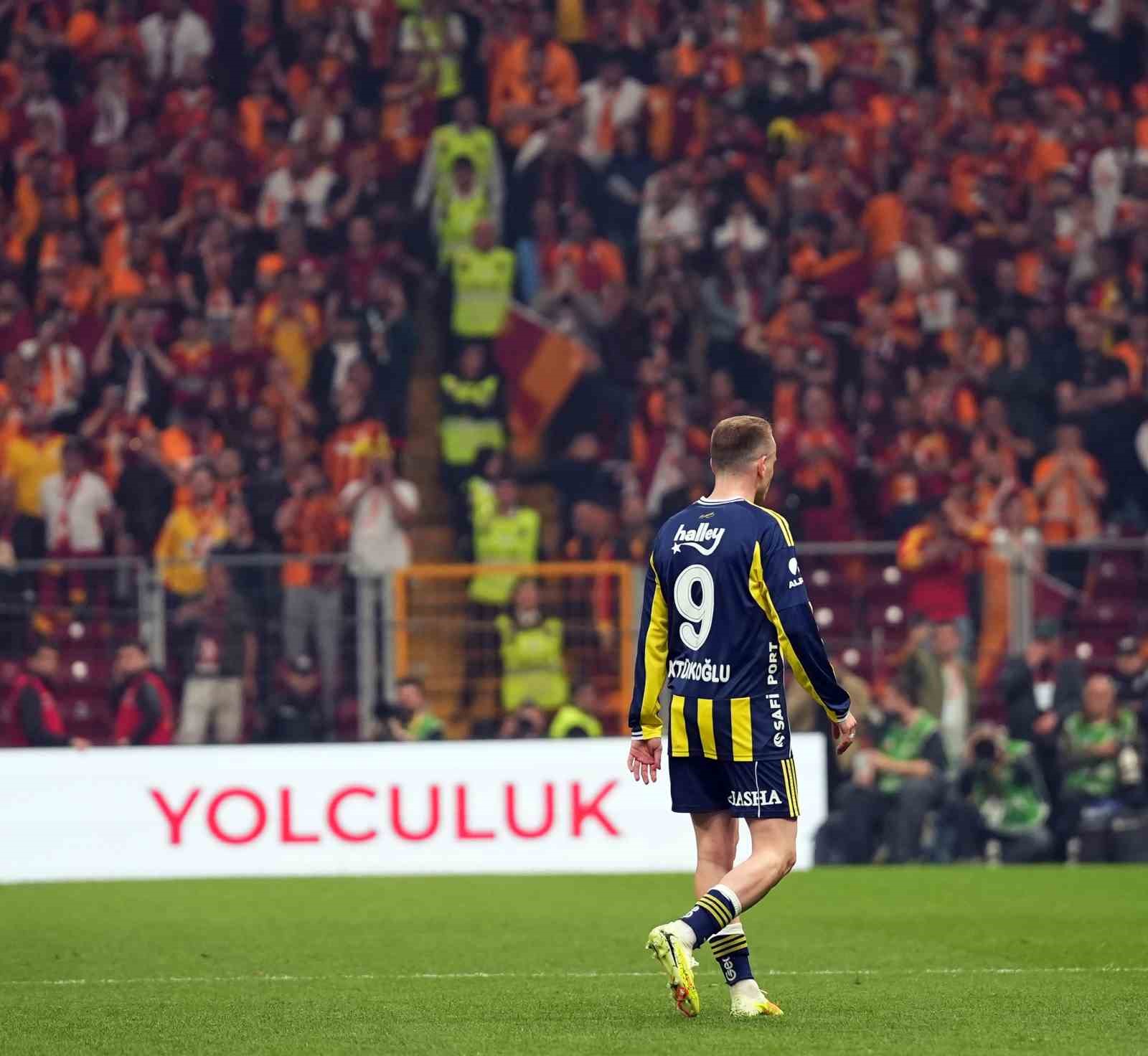 Trendyol Süper Lig: Galatasaray: 3 - Fenerbahçe: 0 (Maç sonucu)
