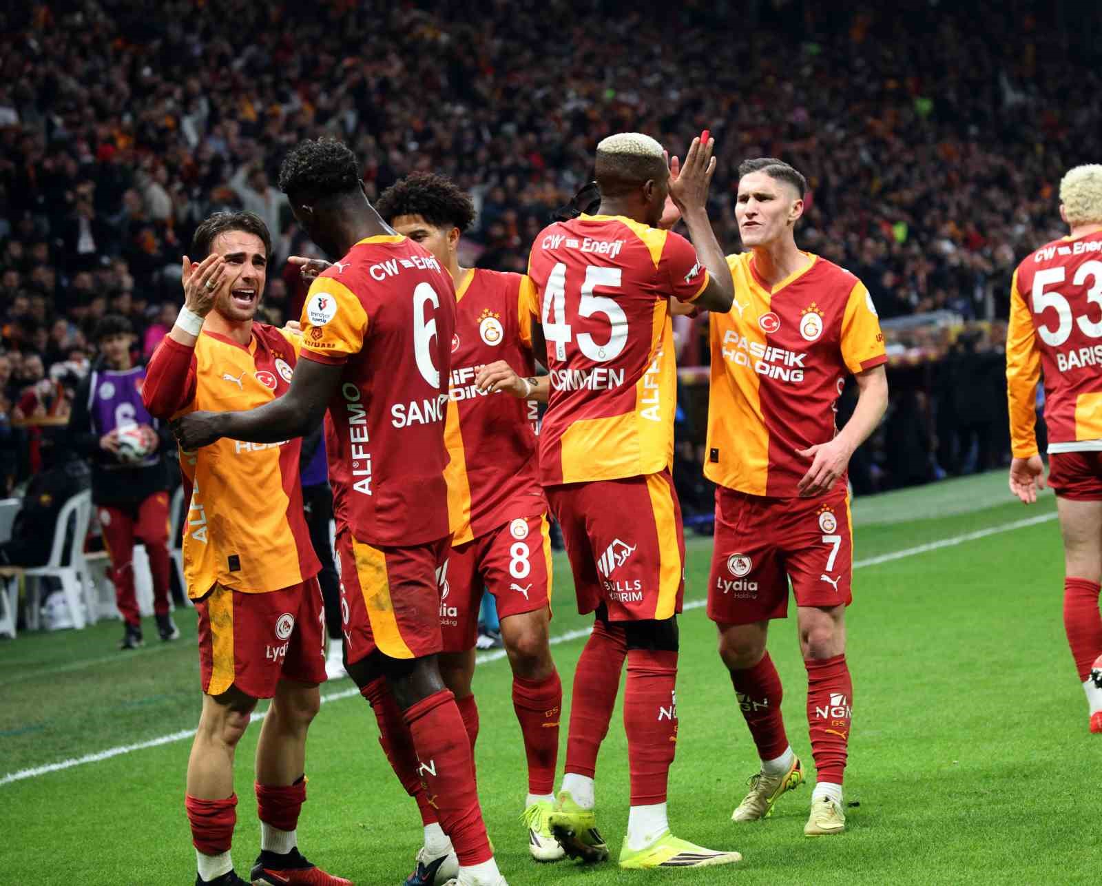 Trendyol Süper Lig: Galatasaray: 3 - RAMS Başakşehir: 0 (Maç sonucu)
