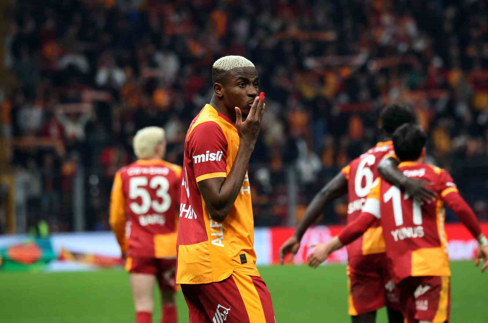 Trendyol Süper Lig: Galatasaray: 3 - RAMS Başakşehir: 0 (Maç sonucu)
