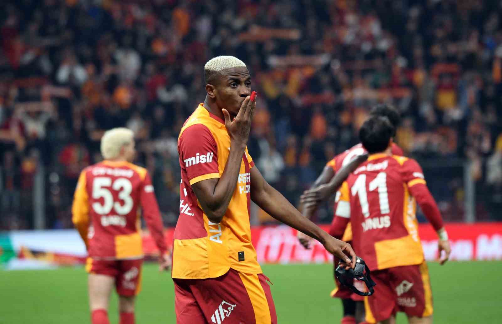 Trendyol Süper Lig: Galatasaray: 3 - RAMS Başakşehir: 0 (Maç sonucu)
