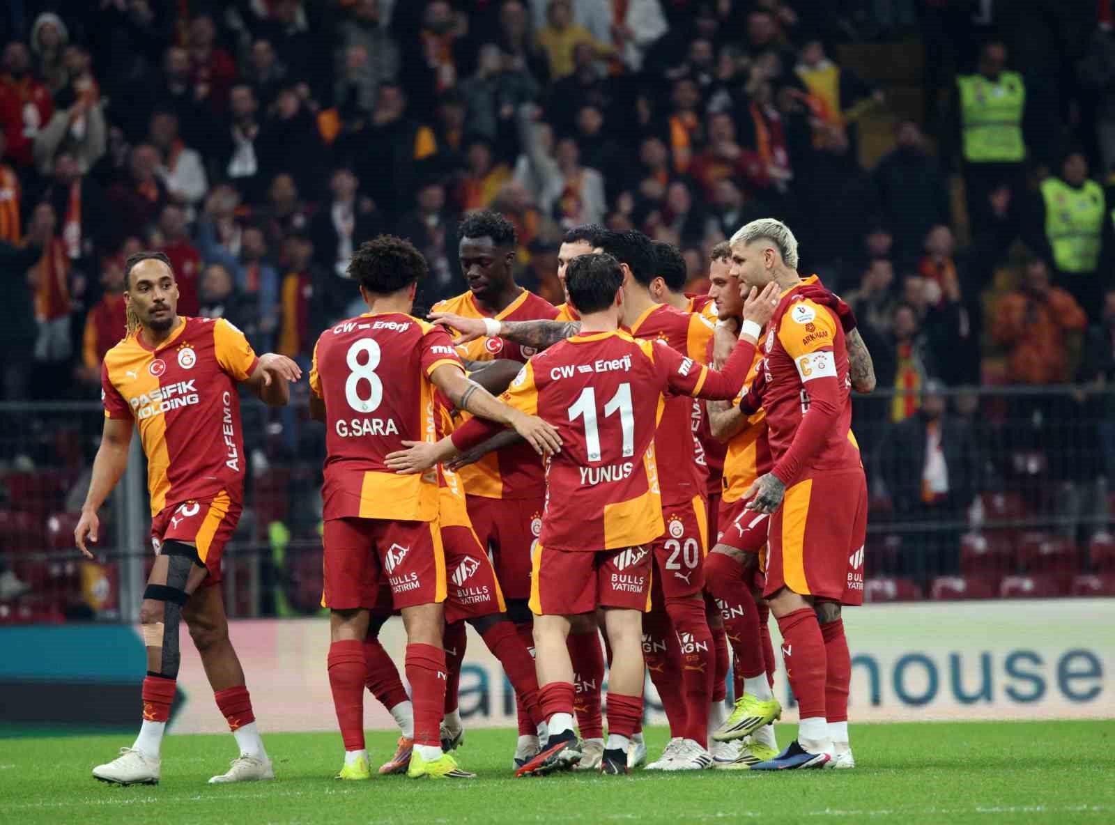 Trendyol Süper Lig: Galatasaray: 3 - RAMS Başakşehir: 0 (Maç sonucu)
