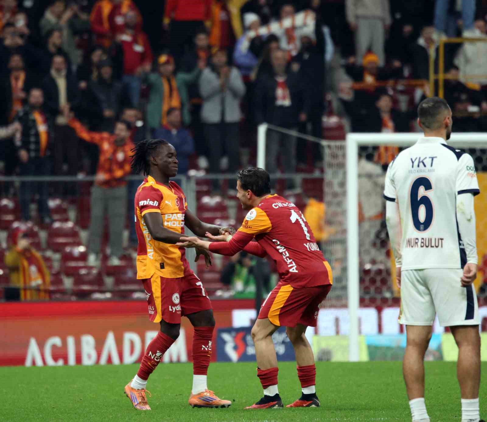 Trendyol Süper Lig: Galatasaray: 3 - RAMS Başakşehir: 0 (Maç sonucu)
