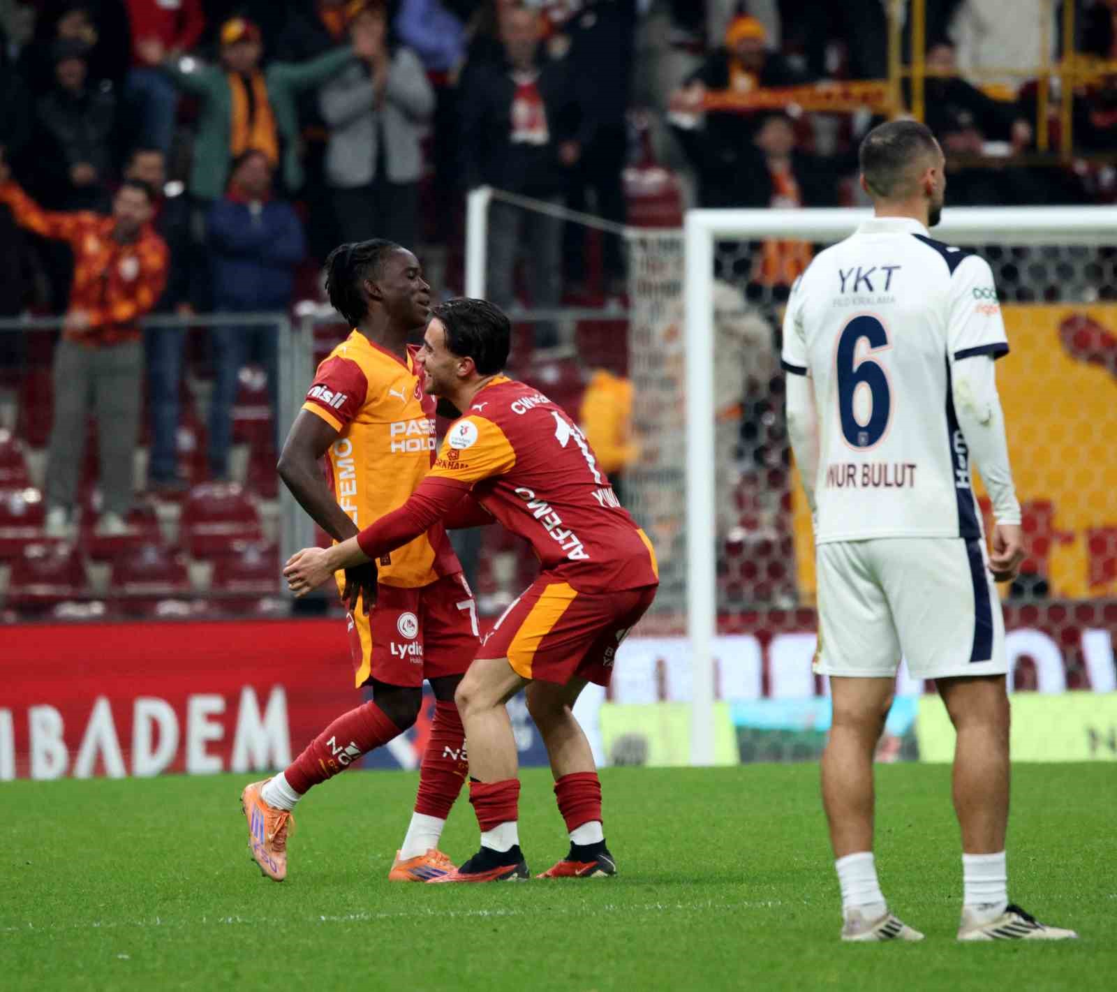 Trendyol Süper Lig: Galatasaray: 3 - RAMS Başakşehir: 0 (Maç sonucu)
