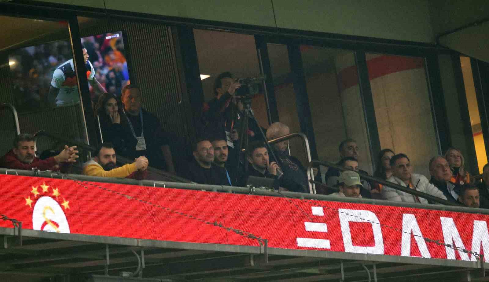 Trendyol Süper Lig: Galatasaray: 3 - RAMS Başakşehir: 0 (Maç sonucu)
