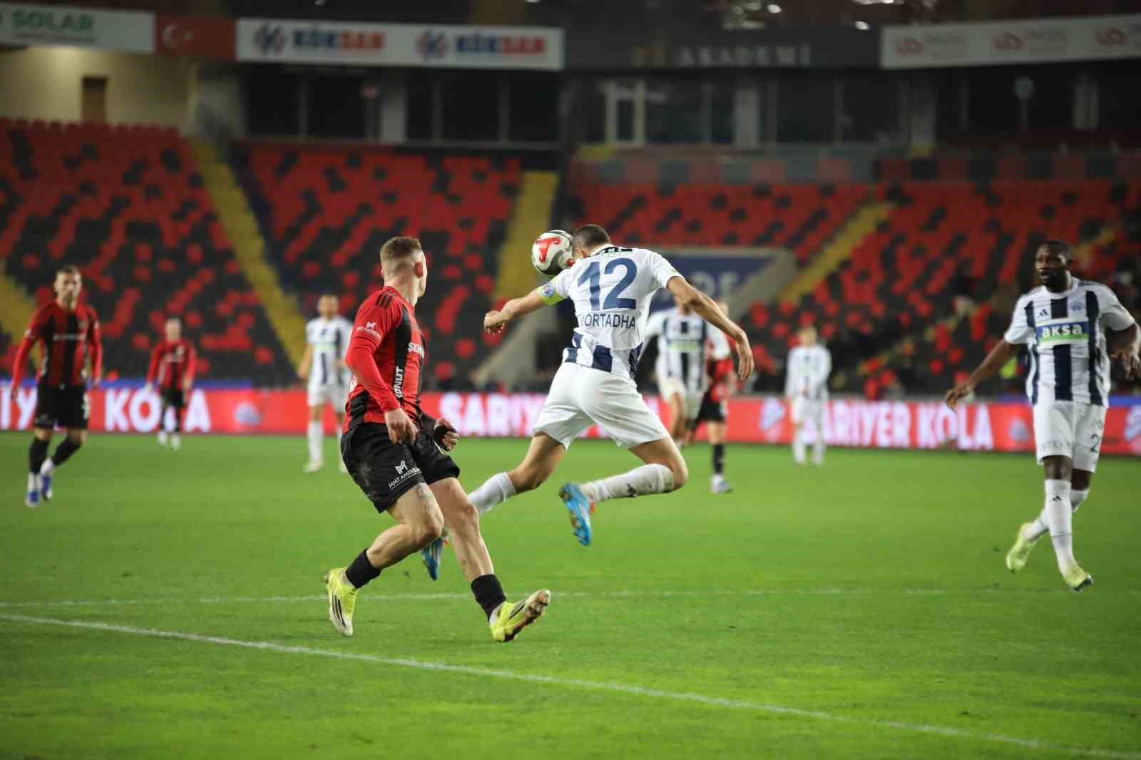 Trendyol Süper Lig: Gaziantep FK: 2 - Kasımpaşa: 1 (Maç sonucu)
