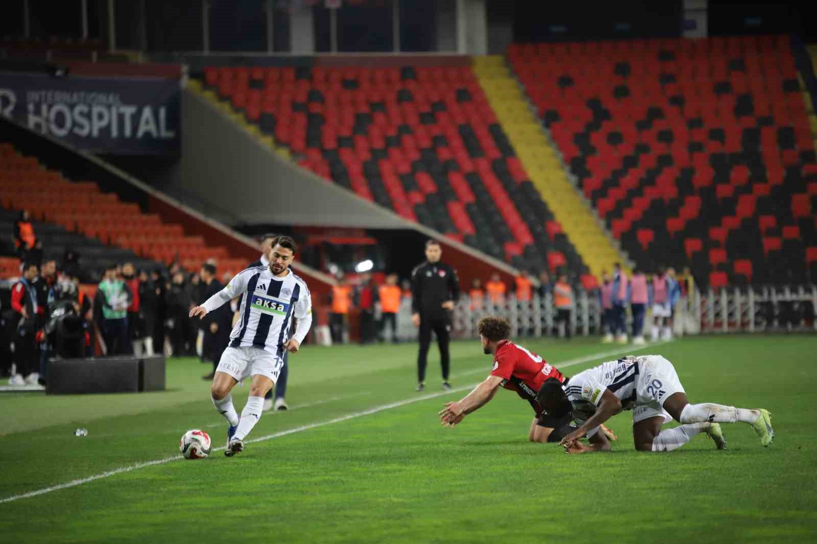 Trendyol Süper Lig: Gaziantep FK: 2 - Kasımpaşa: 1 (Maç sonucu)
