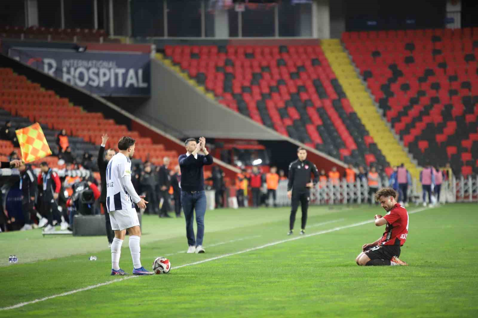 Trendyol Süper Lig: Gaziantep FK: 2 - Kasımpaşa: 1 (Maç sonucu)
