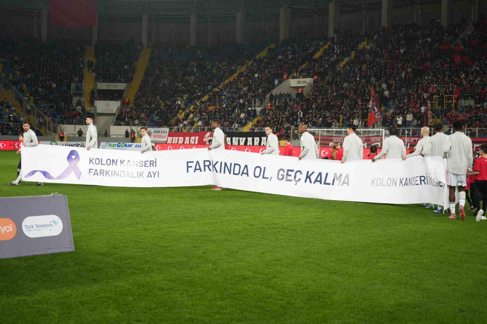 Trendyol Süper Lig: Gençlerbirliği: 0 - Beşiktaş: 0 (Maç devam ediyor)
