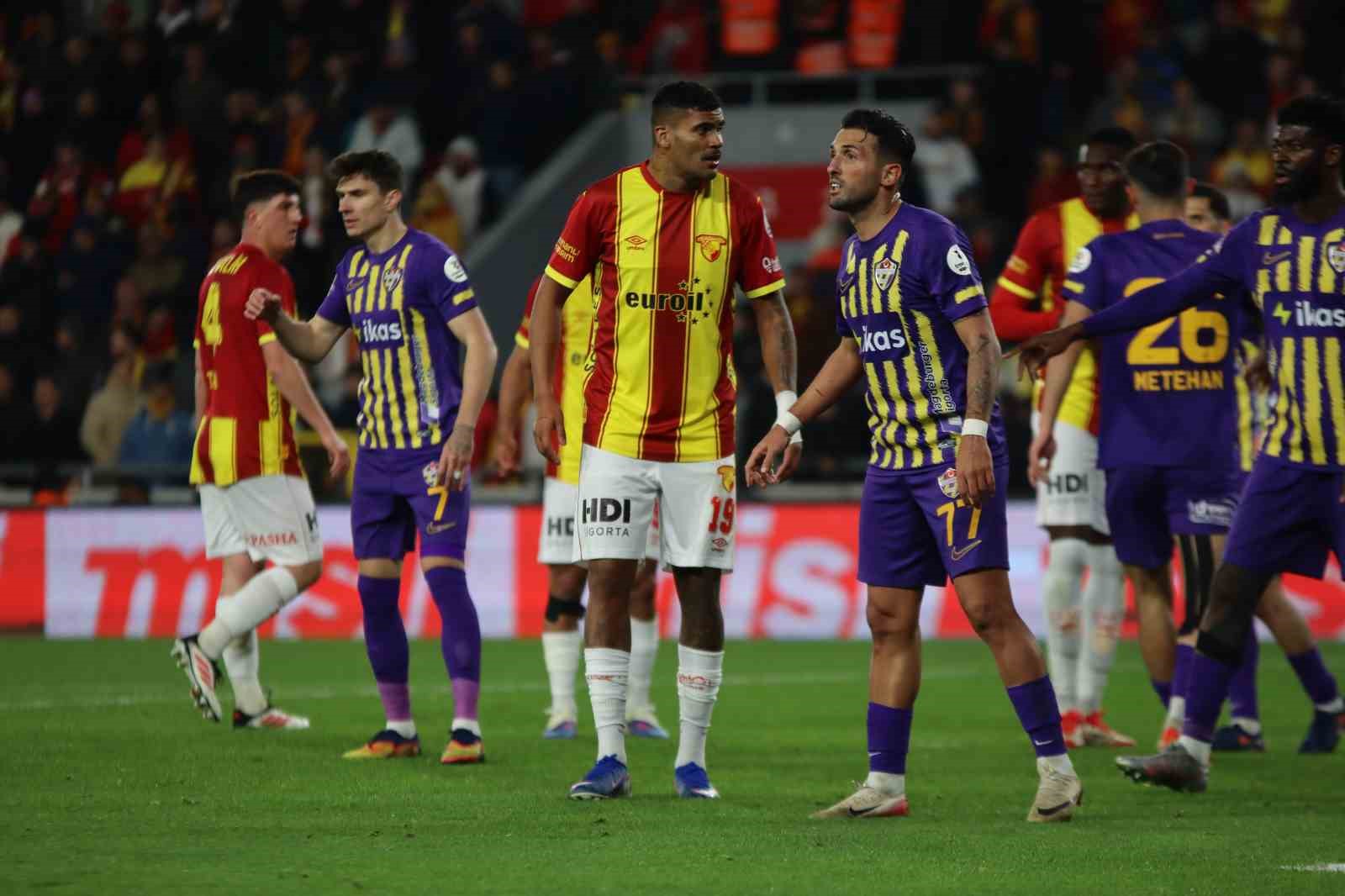 Trendyol Süper Lig: Göztepe: 0 - Eyüpspor: 0 (Maç sonucu)
