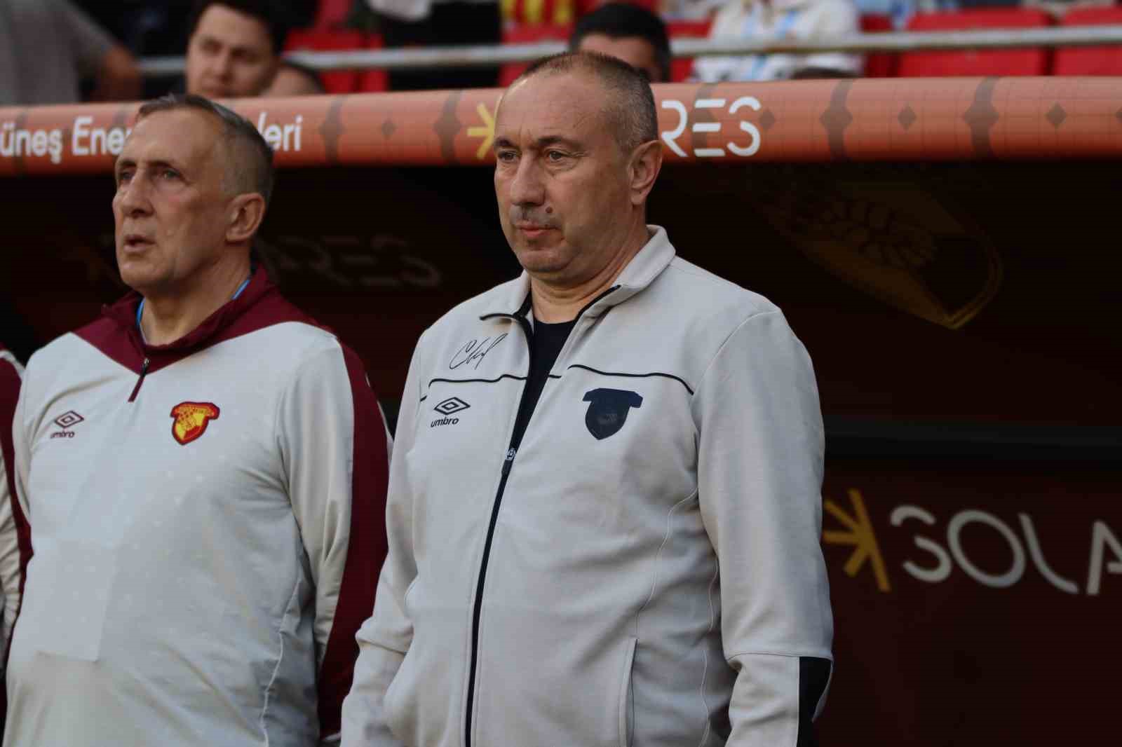 Trendyol Süper Lig: Göztepe: 1 - Kasımpaşa: 1 (İlk Yarı)
