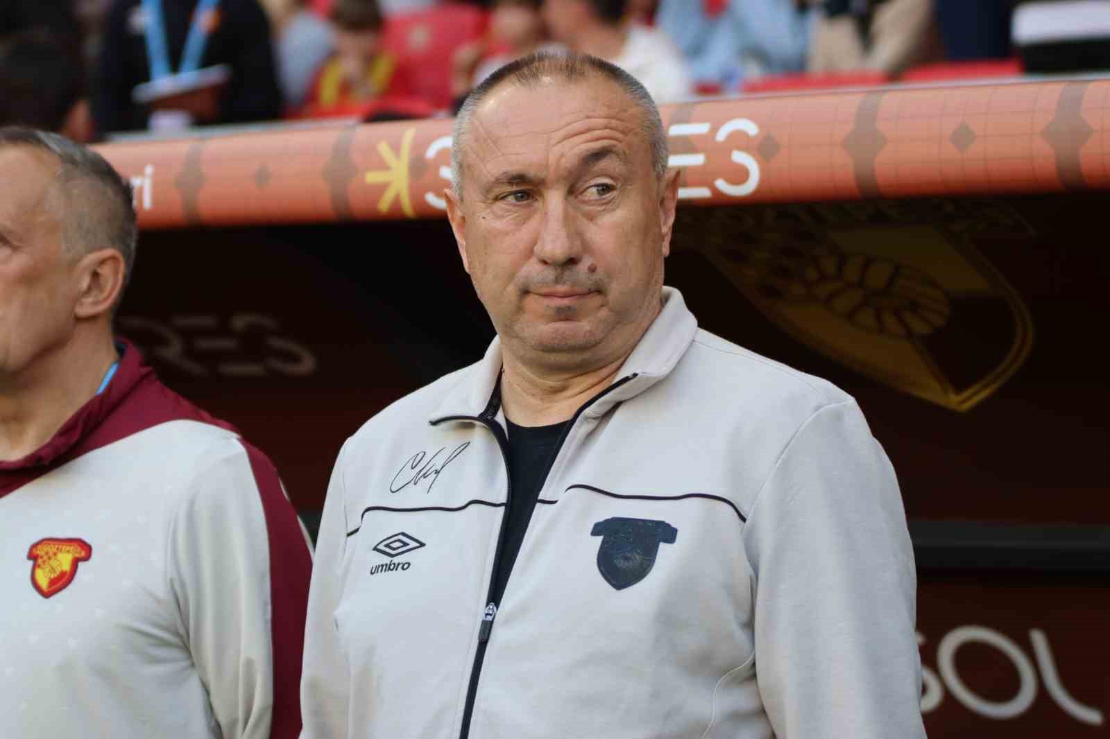 Trendyol Süper Lig: Göztepe: 1 - Kasımpaşa: 1 (İlk Yarı)
