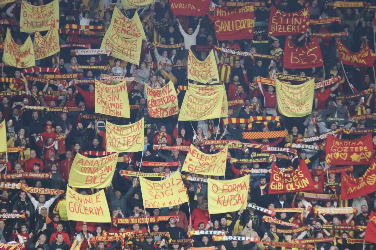 Trendyol Süper Lig: Göztepe: 2 - Fatih Karagümrük: 1 (İlk yarı)

