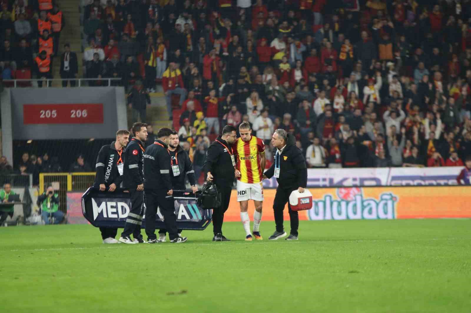 Trendyol Süper Lig: Göztepe: 2 - Fatih Karagümrük: 1 (Maç sonucu)
