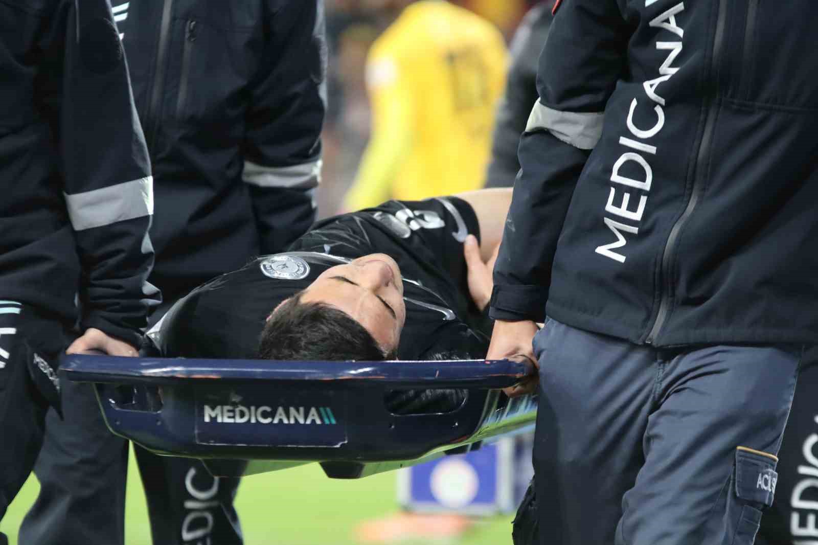 Trendyol Süper Lig: Göztepe: 3 - Çaykur Rizespor: 1 (Maç sonucu)
