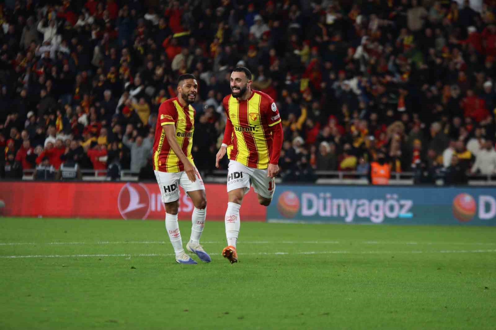 Trendyol Süper Lig: Göztepe: 3 - Çaykur Rizespor: 1 (Maç sonucu)
