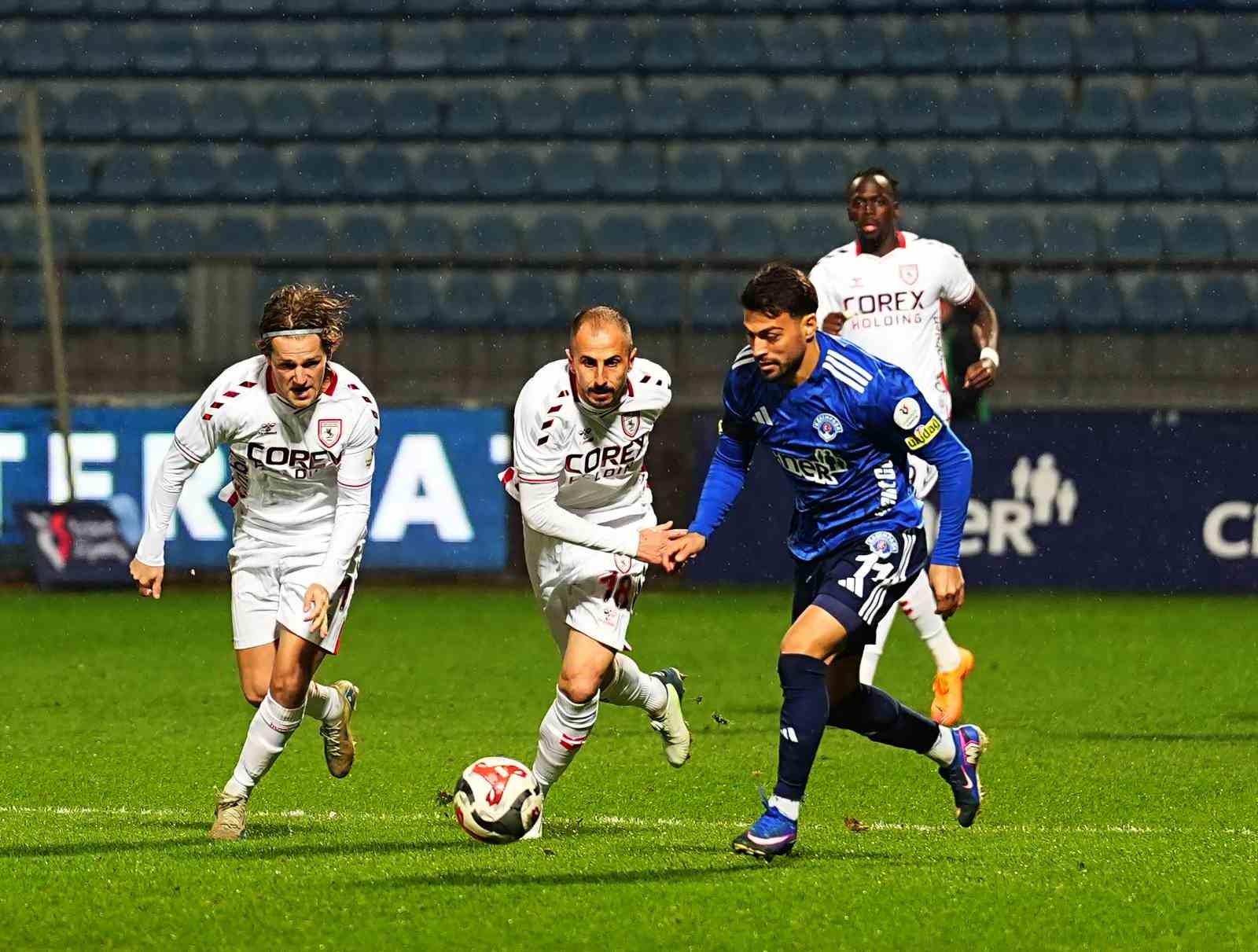 Trendyol Süper Lig: Kasımpaşa: 0 - Samsunspor: 0 (Maç devam ediyor)
