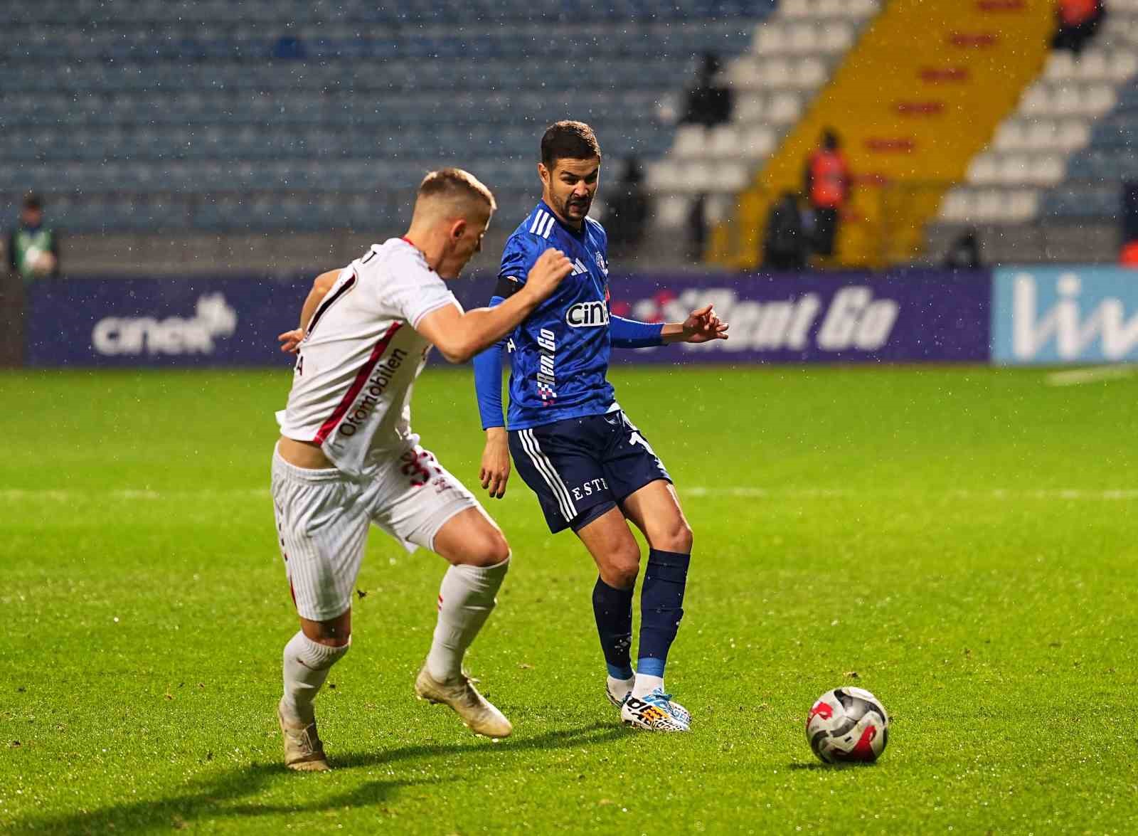 Trendyol Süper Lig: Kasımpaşa: 0 - Samsunspor: 0 (Maç devam ediyor)
