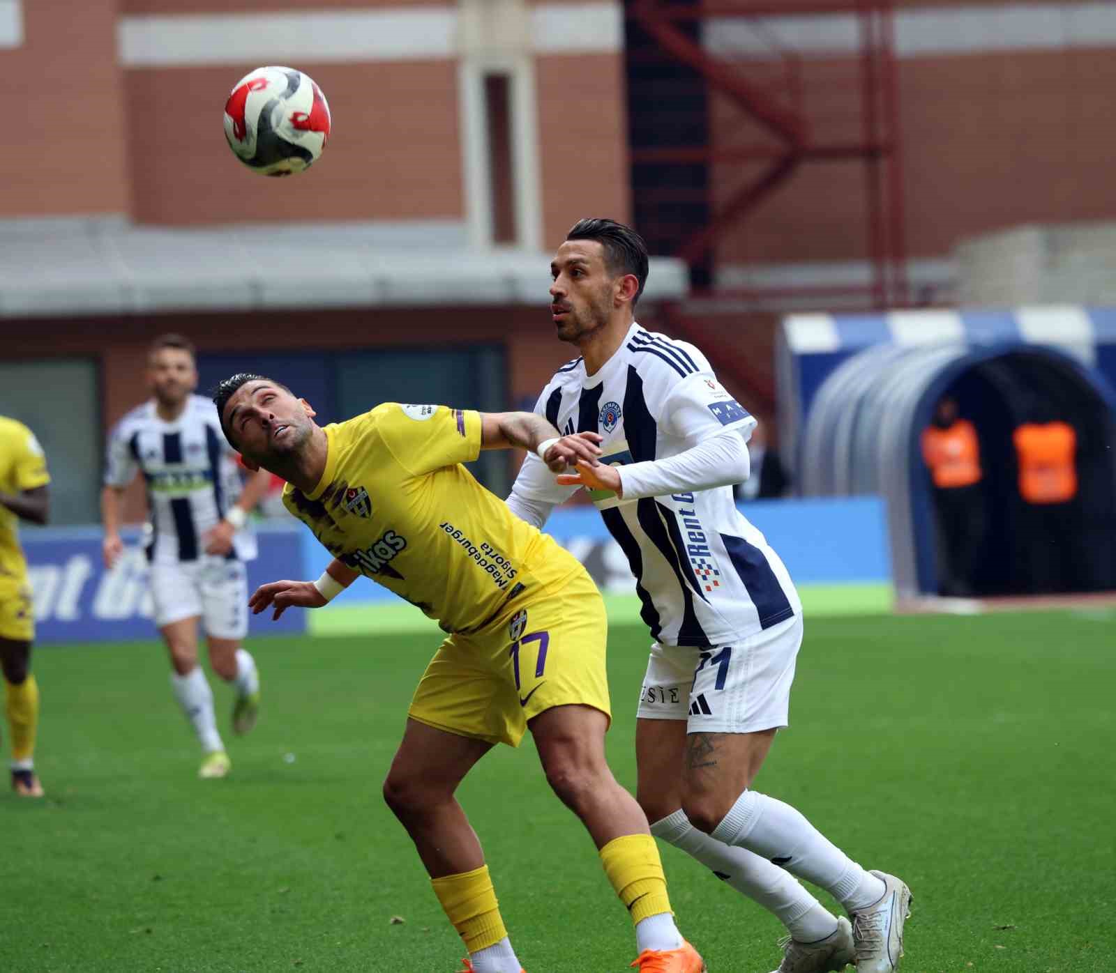 Trendyol Süper Lig: Kasımpaşa: 1 - Eyüpspor: 0 (Maç sonucu)
Trendyol Süper Lig: Kasımpaşa: 1 - Eyüpspor: 0 (Maç sonucu)
