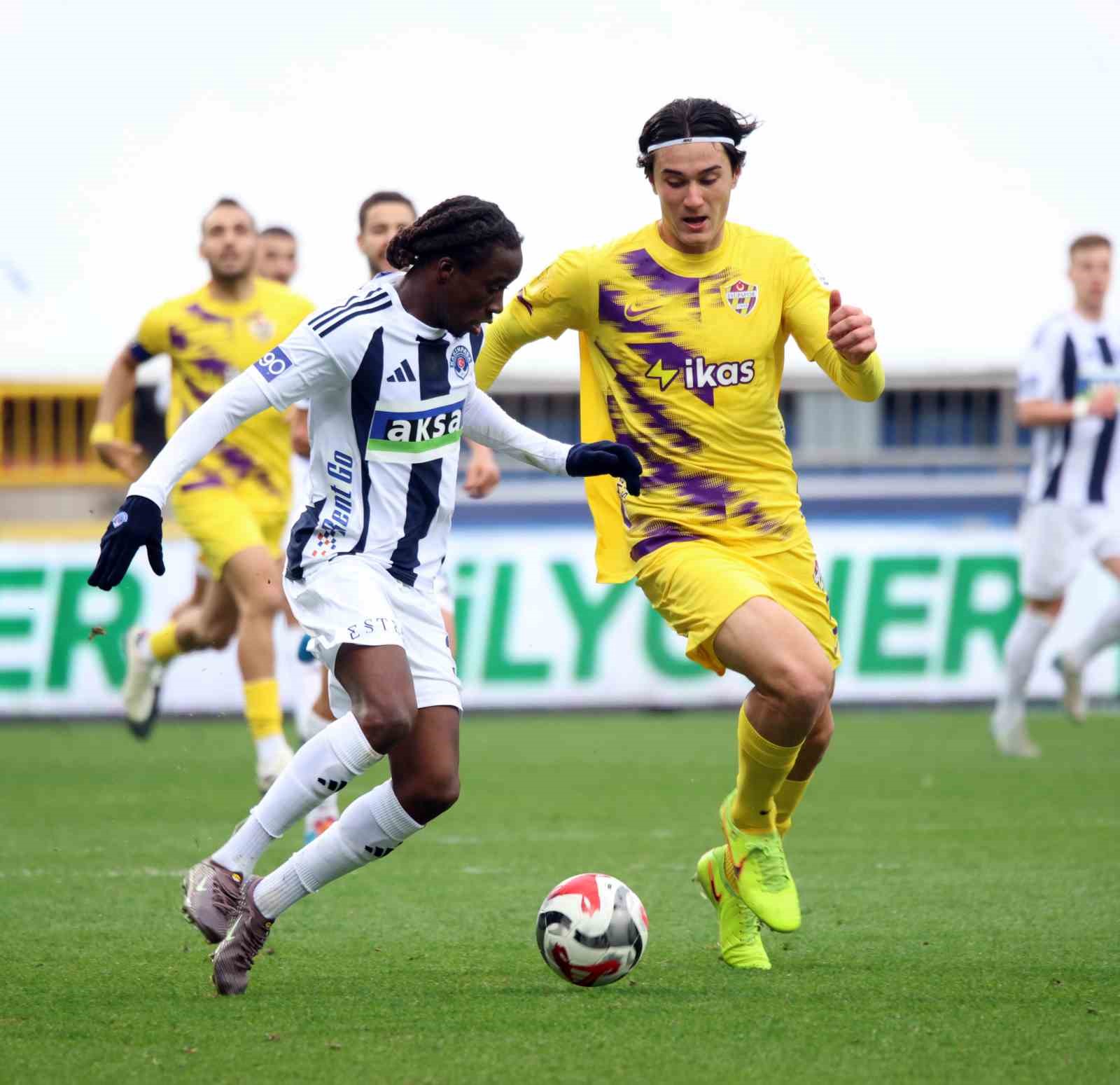 Trendyol Süper Lig: Kasımpaşa: 1 - Eyüpspor: 0 (Maç sonucu)
Trendyol Süper Lig: Kasımpaşa: 1 - Eyüpspor: 0 (Maç sonucu)