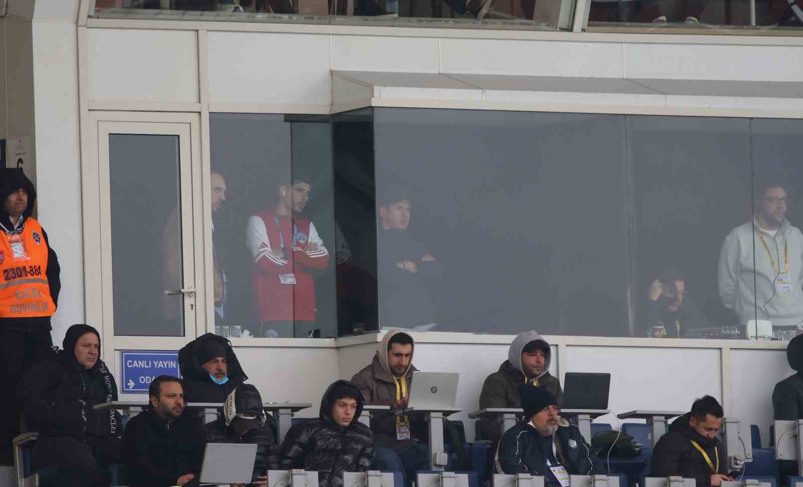 Trendyol Süper Lig: Kasımpaşa: 1 - Eyüpspor: 0 (Maç sonucu)
Trendyol Süper Lig: Kasımpaşa: 1 - Eyüpspor: 0 (Maç sonucu)