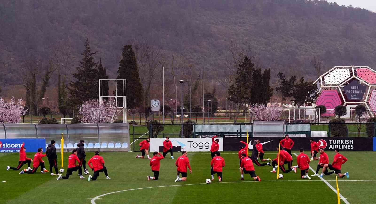Trendyol Süper Lig: Kasımpaşa: 1 - Kayserispor: 0 (Maç devam ediyor)
