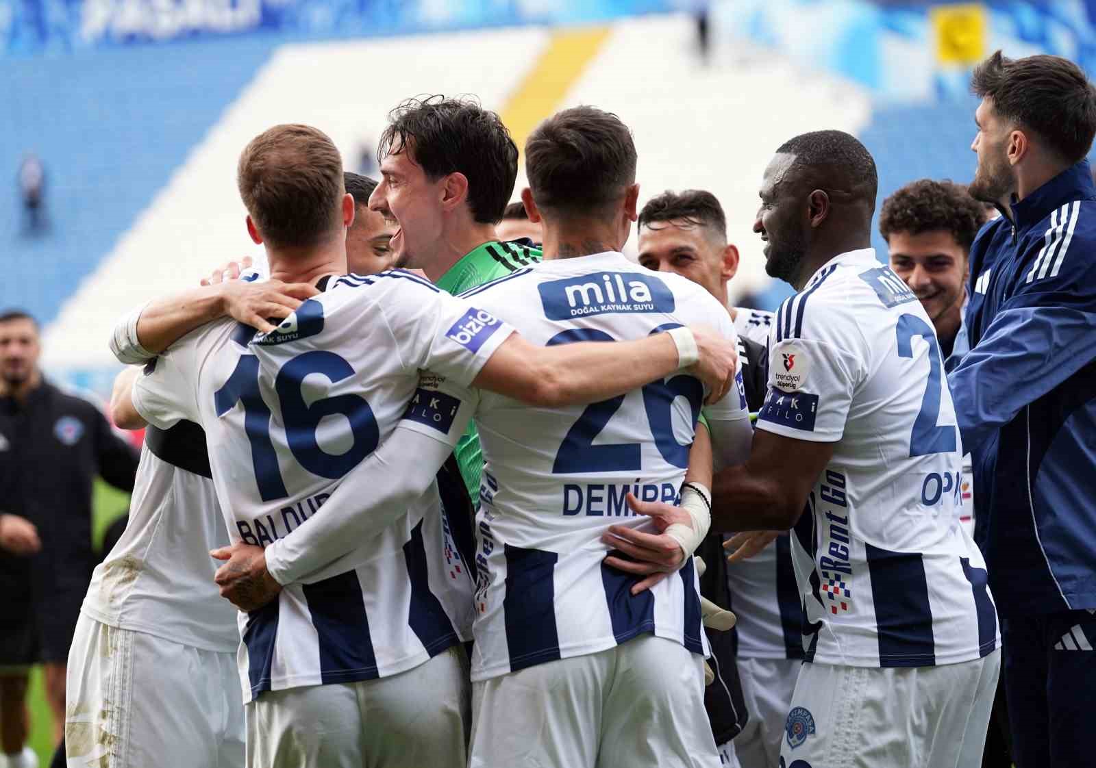 Trendyol Süper Lig: Kasımpaşa: 2 - Kayserispor: 0 (Maç sonucu)
