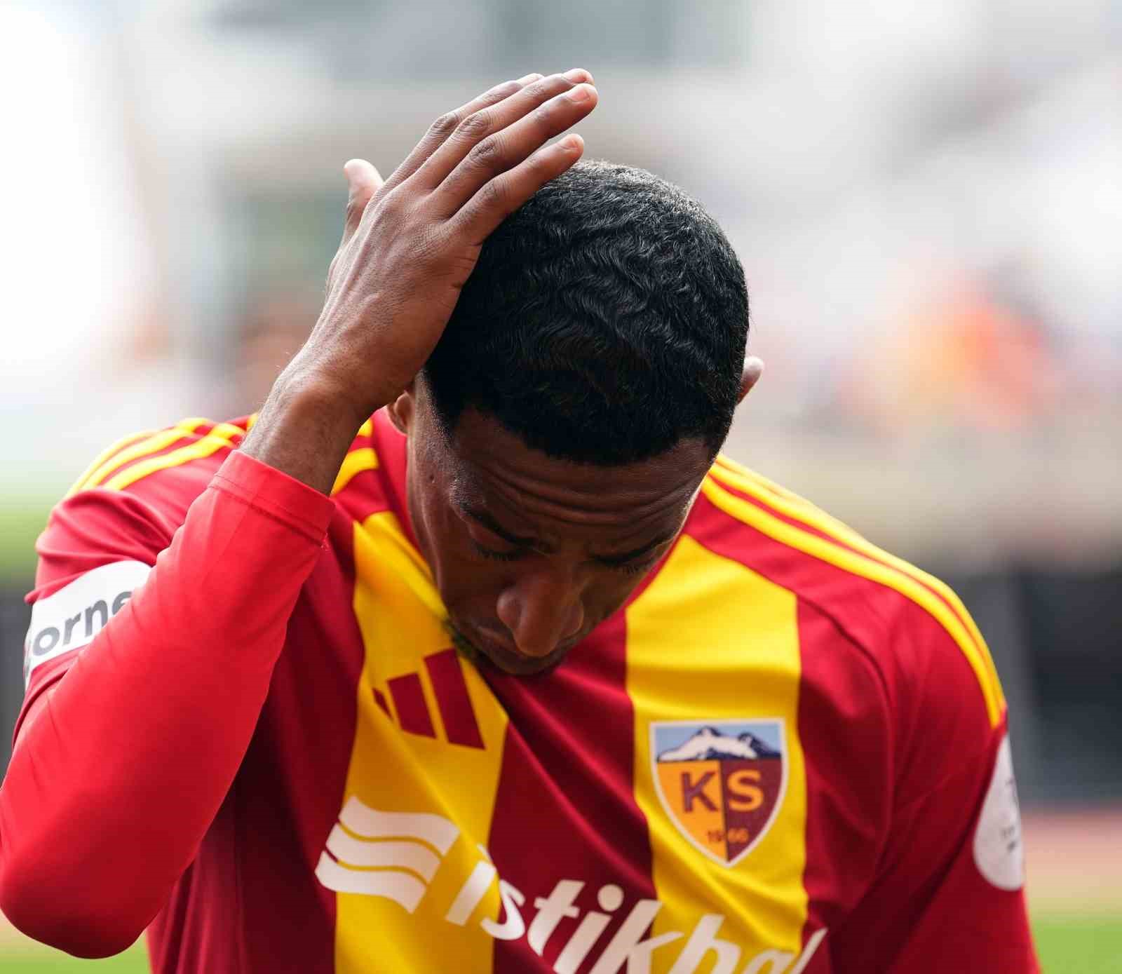 Trendyol Süper Lig: Kasımpaşa: 2 - Kayserispor: 0 (Maç sonucu)
