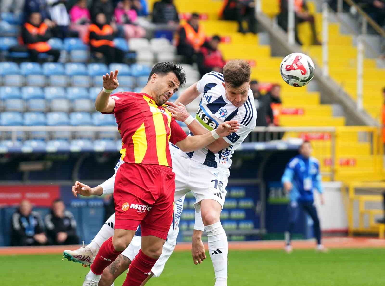 Trendyol Süper Lig: Kasımpaşa: 2 - Kayserispor: 0 (Maç sonucu)

