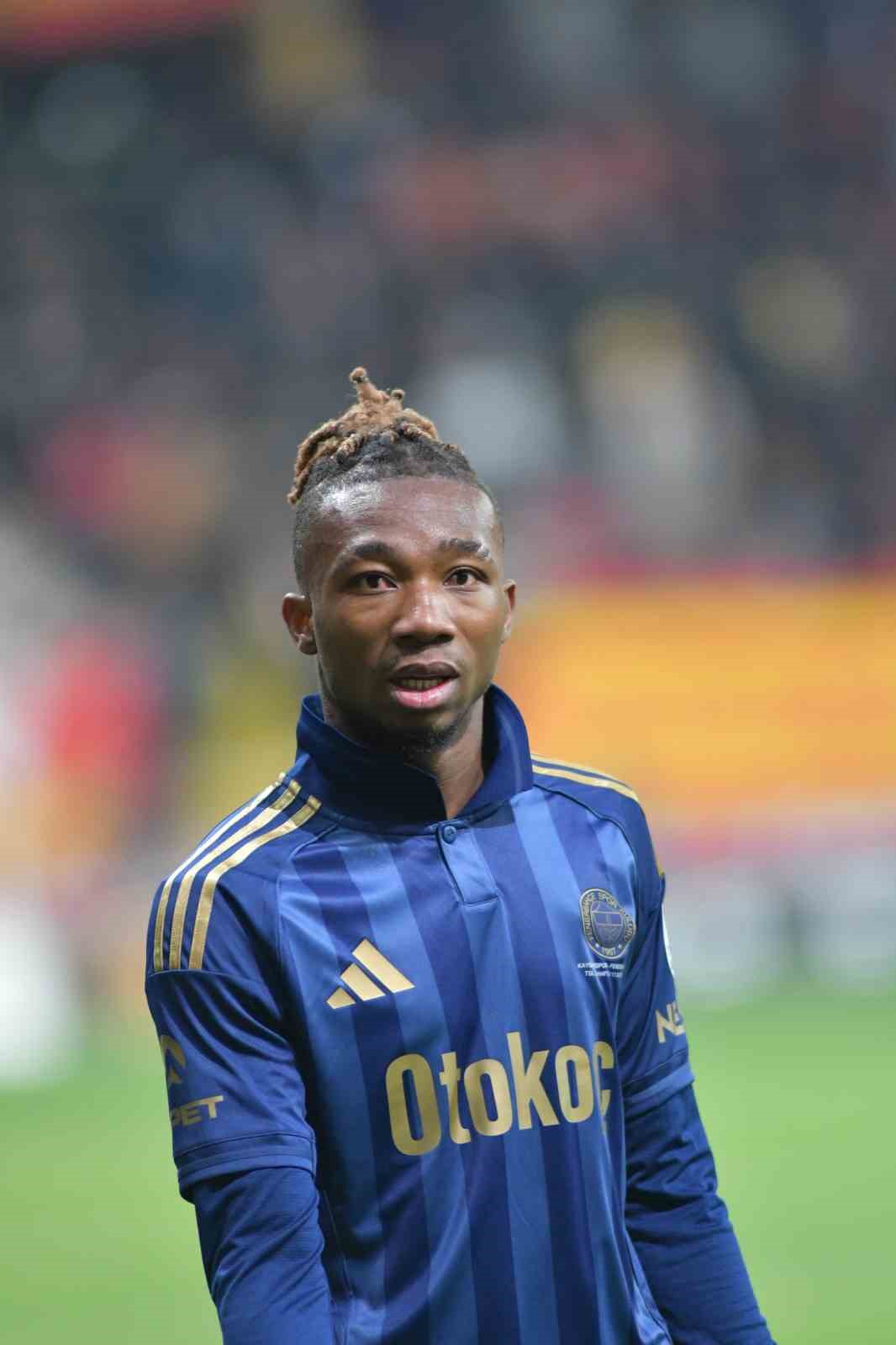 Trendyol Süper Lig: Kayserispor: 0 - Fenerbahçe: 1 (İlk yarı)
