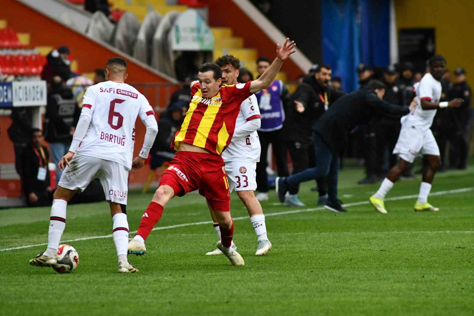 Trendyol Süper Lig: Kayserispor: 1 - Fatih Karagümrük: 0 (Maç sonucu)
