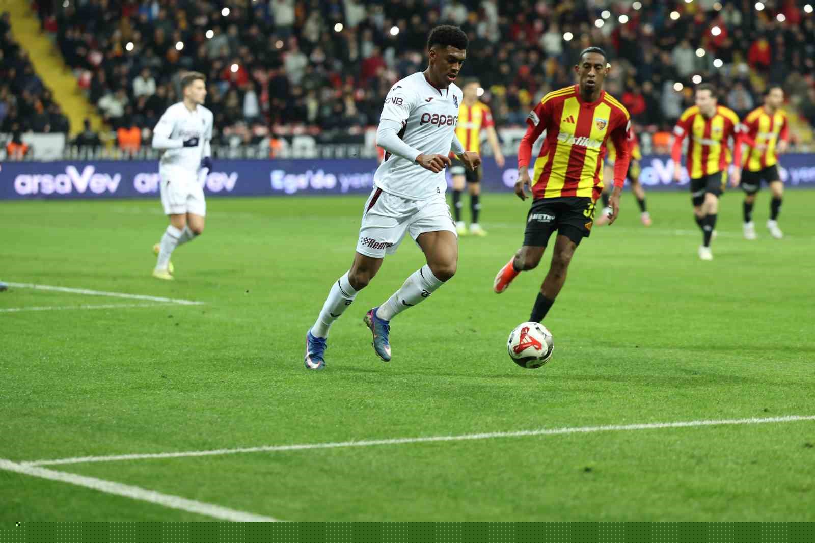 Trendyol Süper Lig: Kayserispor: 1 - Trabzonspor: 3 (Maç sonucu)
