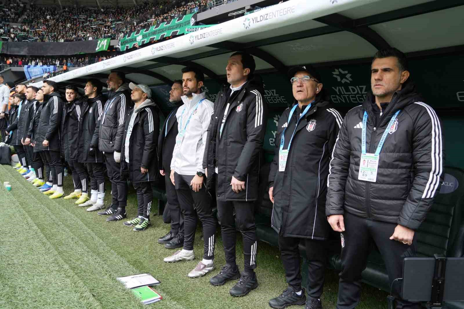 Trendyol Süper Lig: Kocaelispor: 0 - Beşiktaş: 0 (Maç devam ediyor)
