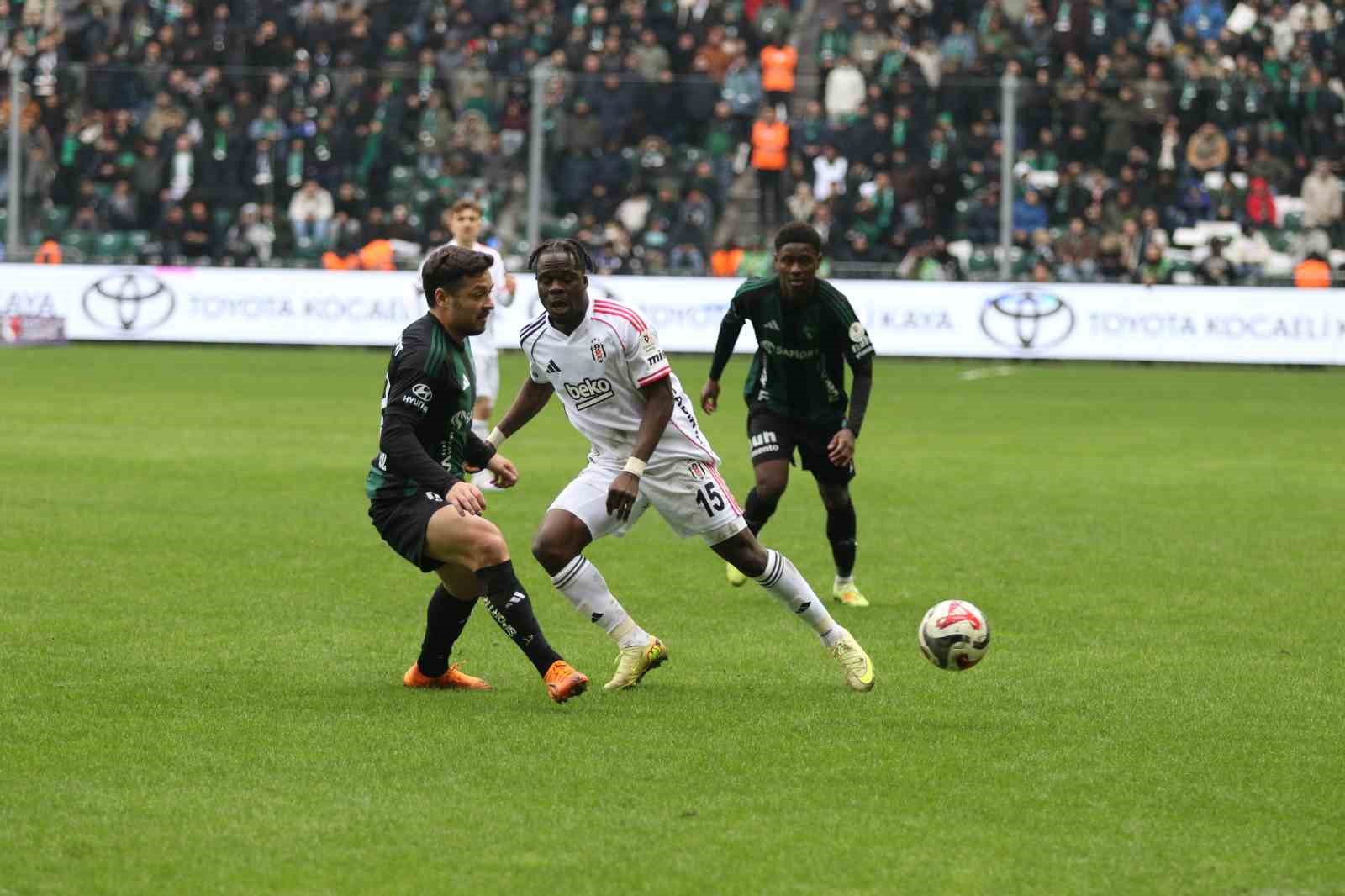 Trendyol Süper Lig: Kocaelispor: 0 - Beşiktaş: 1 (Maç sonucu)
