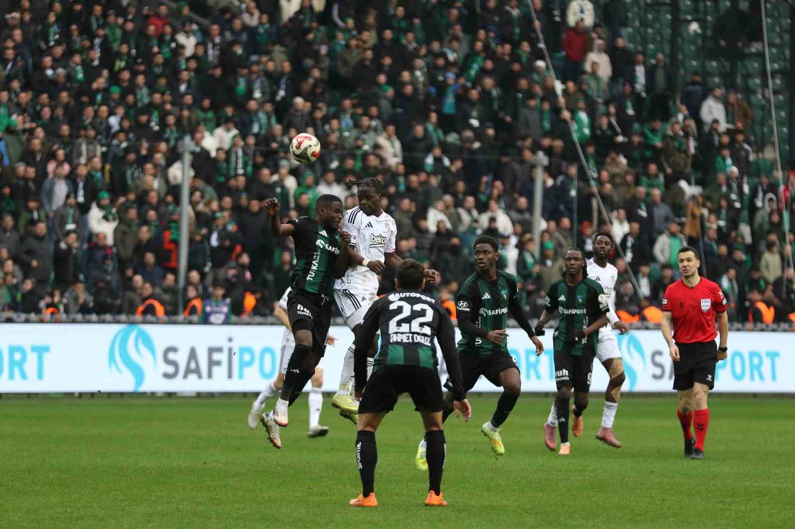 Trendyol Süper Lig: Kocaelispor: 0 - Beşiktaş: 1 (Maç sonucu)
