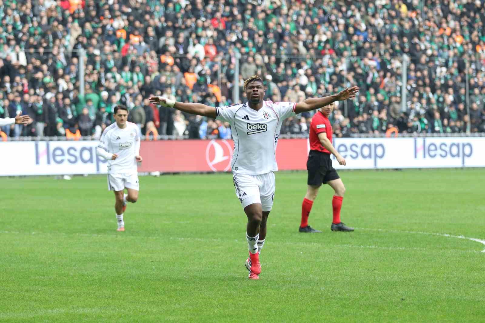 Trendyol Süper Lig: Kocaelispor: 0 - Beşiktaş: 1 (Maç sonucu)
