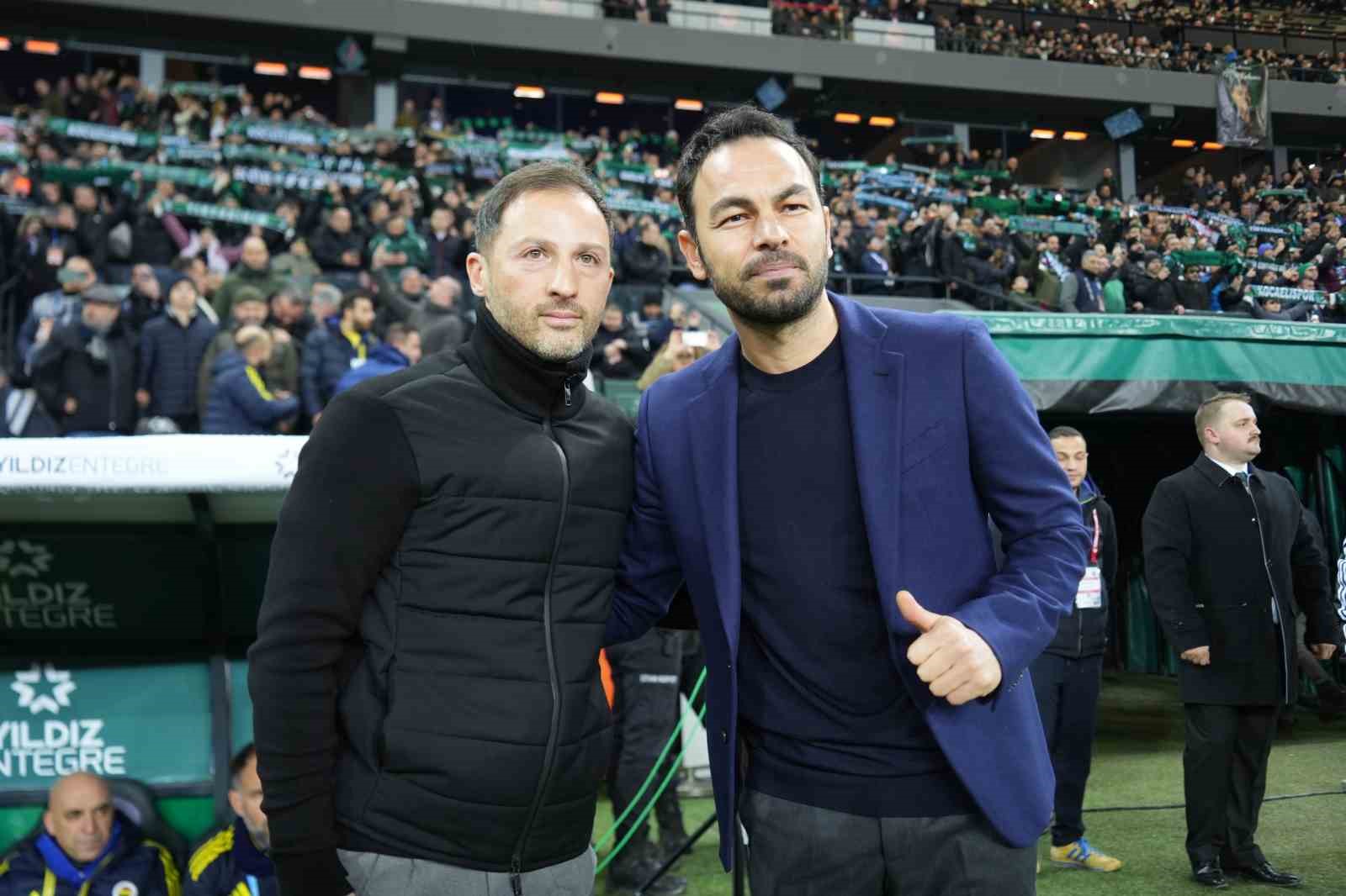 Trendyol Süper Lig: Kocaelispor: 0 - Fenerbahçe: 0 (Maç devam ediyor)
