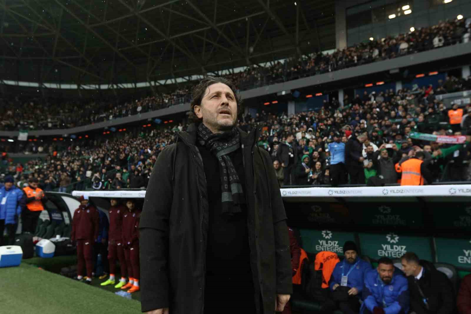 Trendyol Süper Lig: Kocaelispor: 0 - Trabzonspor: 0 (Maç devam ediyor)
