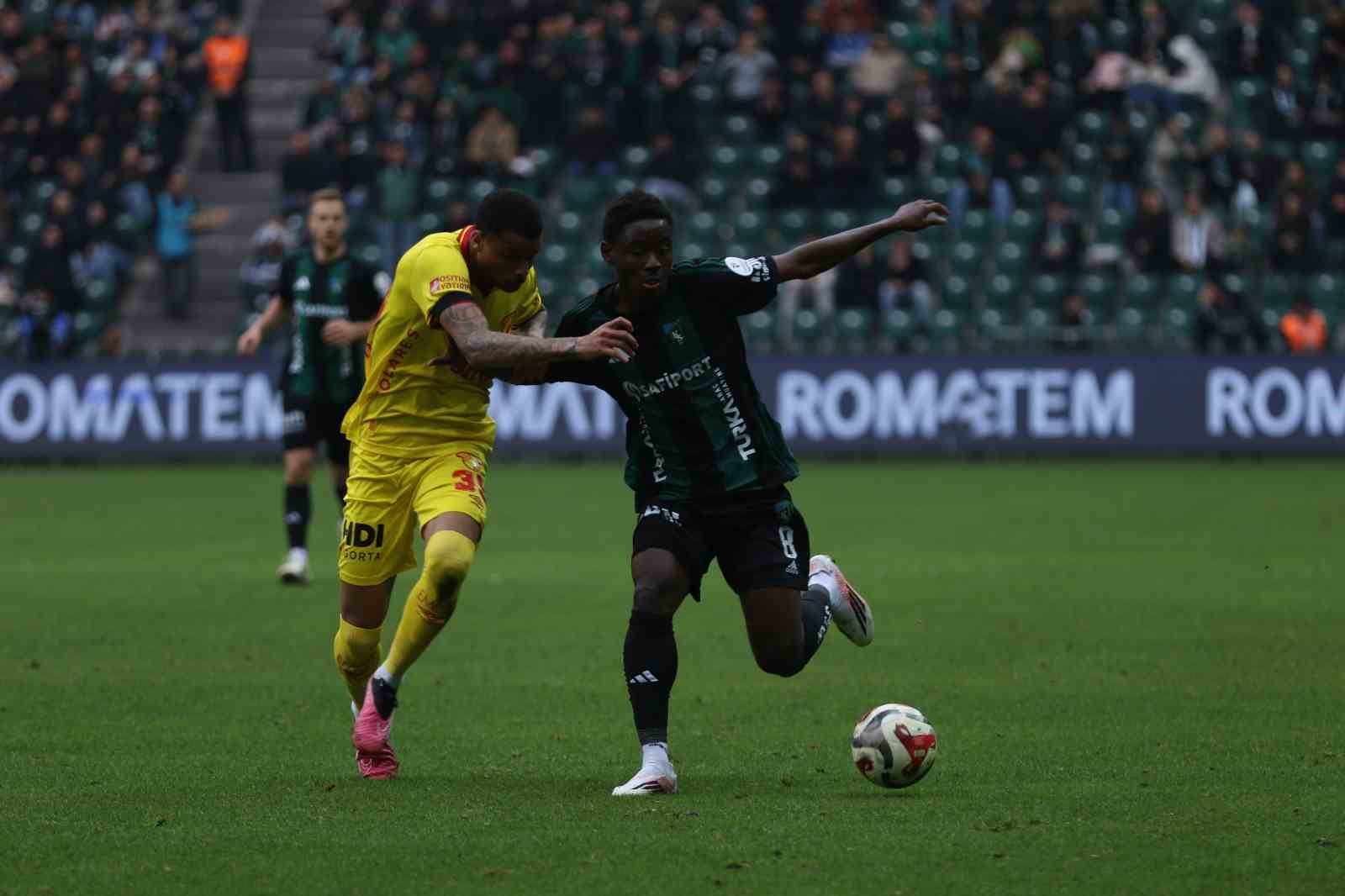 Trendyol Süper Lig: Kocaelispor: 1 - Göztepe:1 (Maç sonucu)
