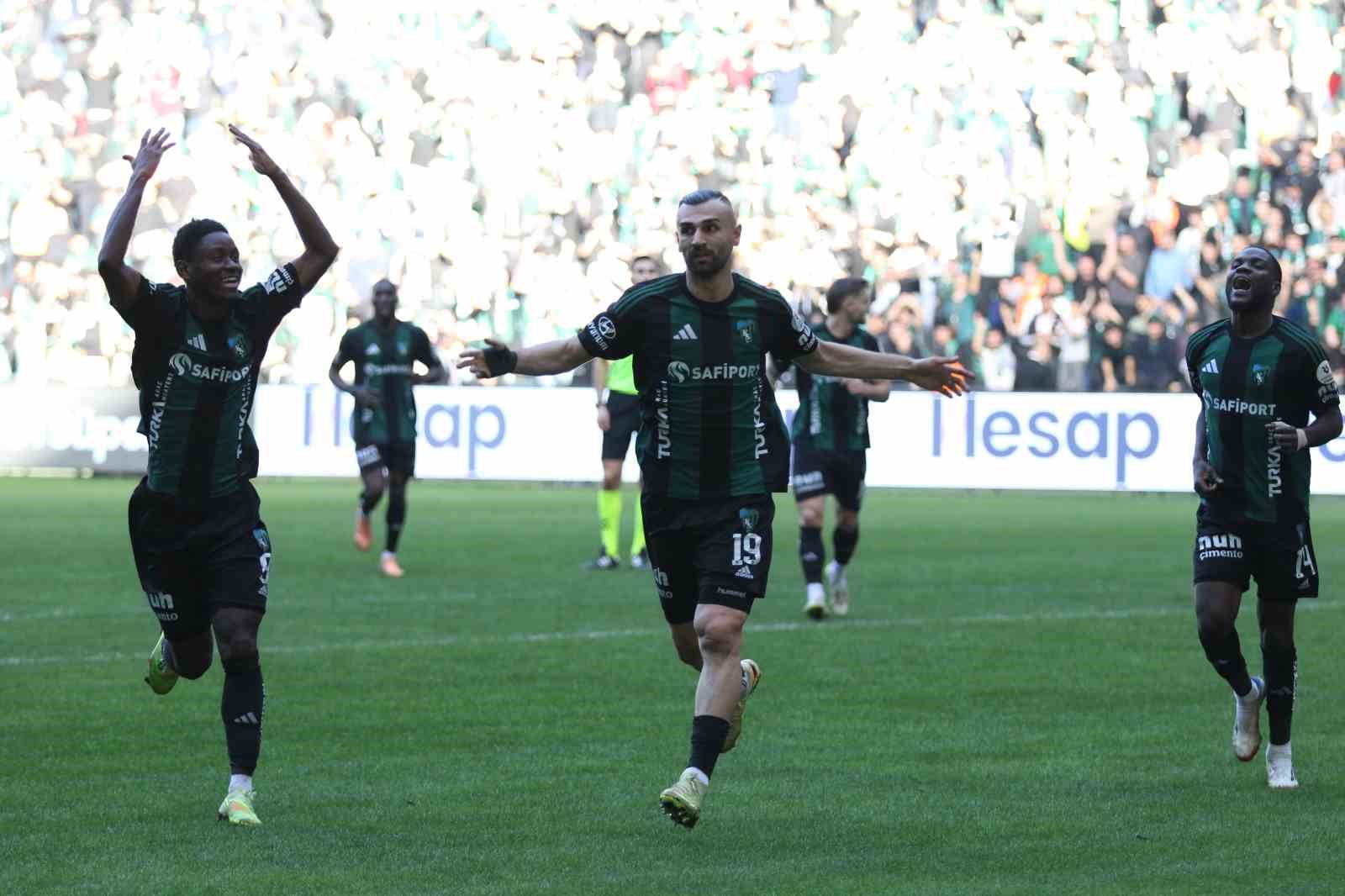 Trendyol Süper Lig: Kocaelispor: 3 - Gaziantep FK: 0 (Maç sonucu)
