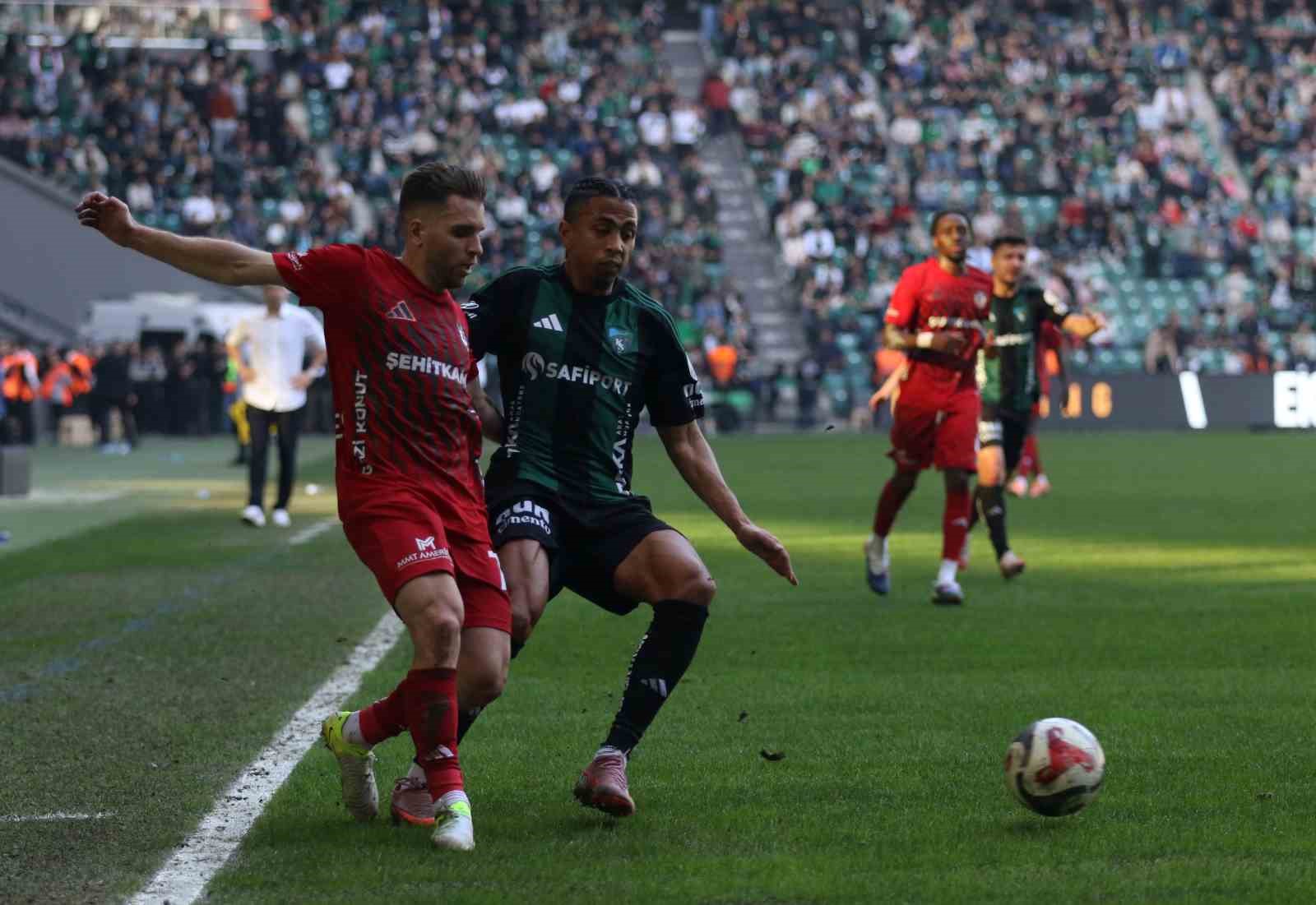 Trendyol Süper Lig: Kocaelispor: 3 - Gaziantep FK: 0 (Maç sonucu)
